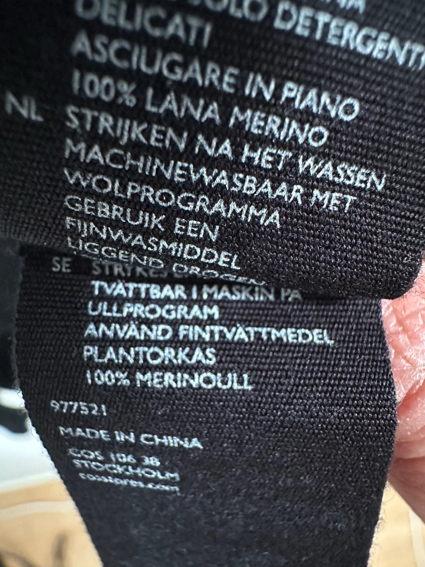 Cos-ullpolotröja
