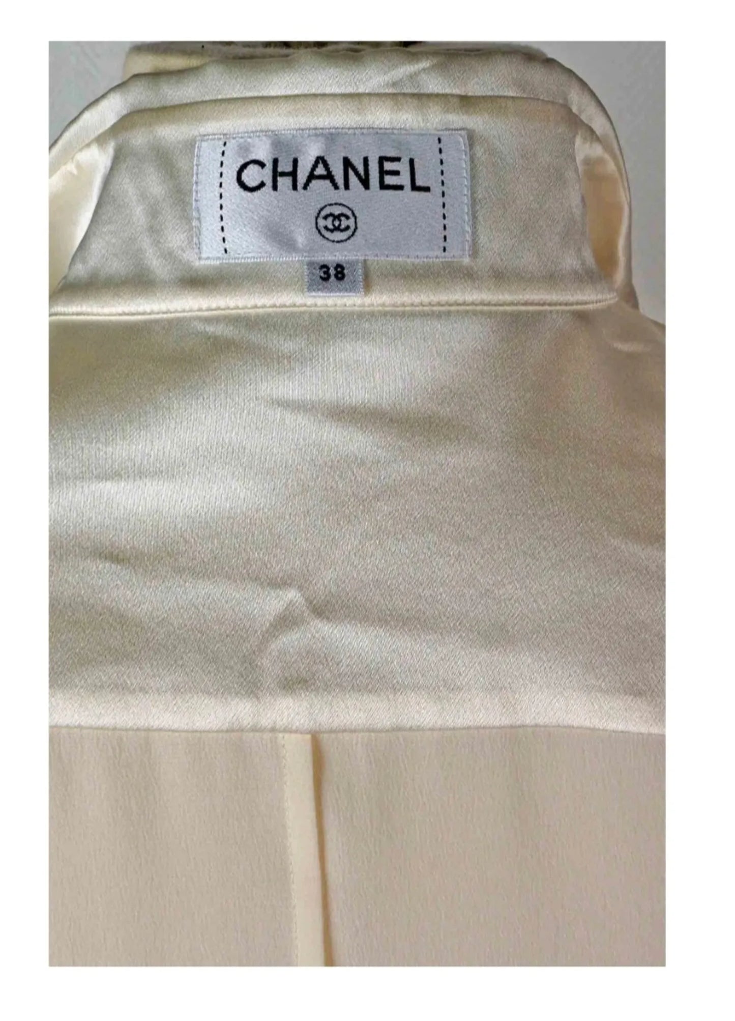 Chanel-sidenblus