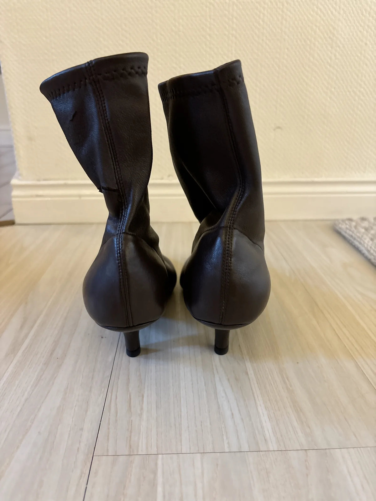 Toteme Leather Sock-skinnboots NWT