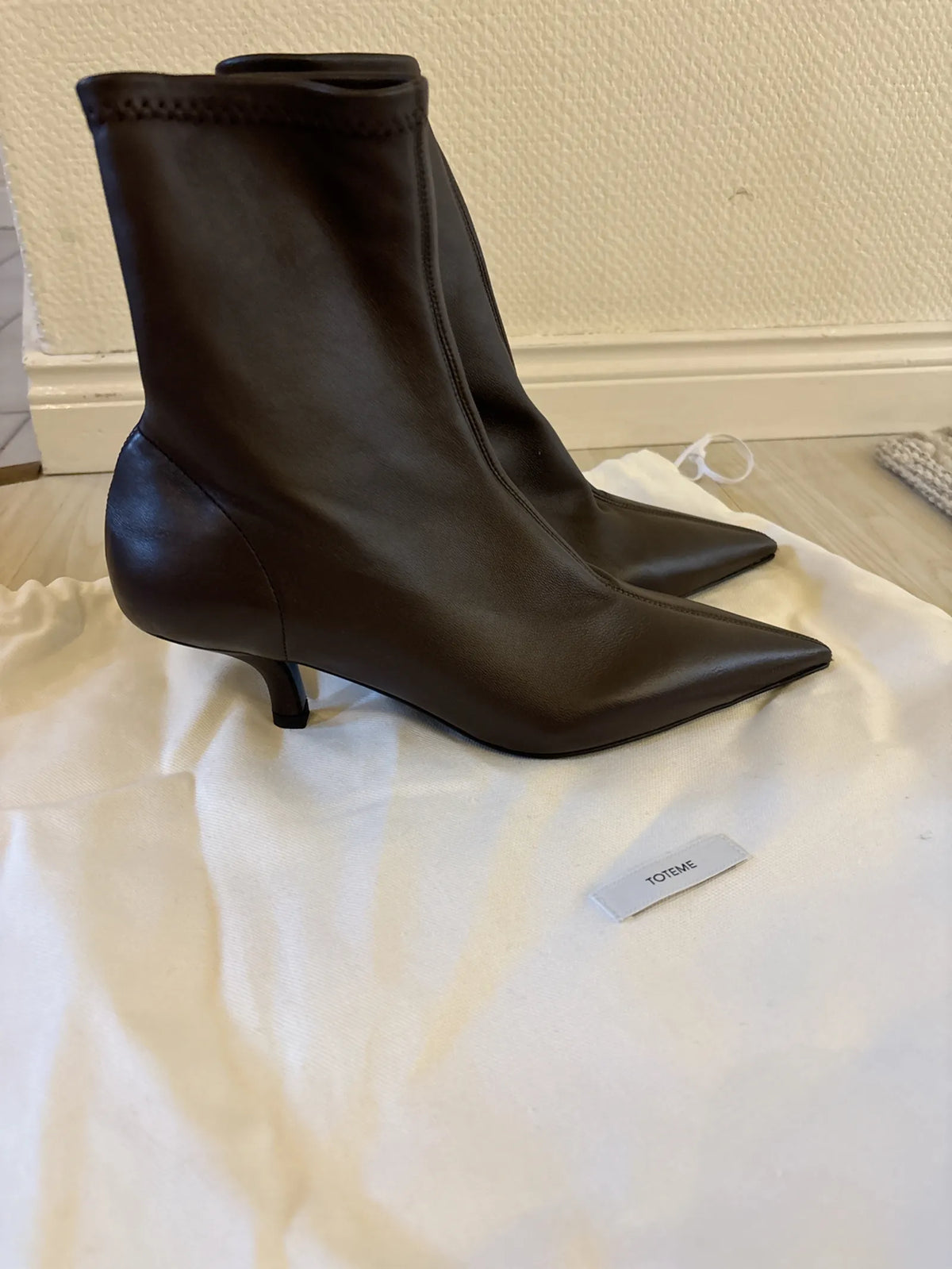 Toteme Leather Sock-skinnboots NWT