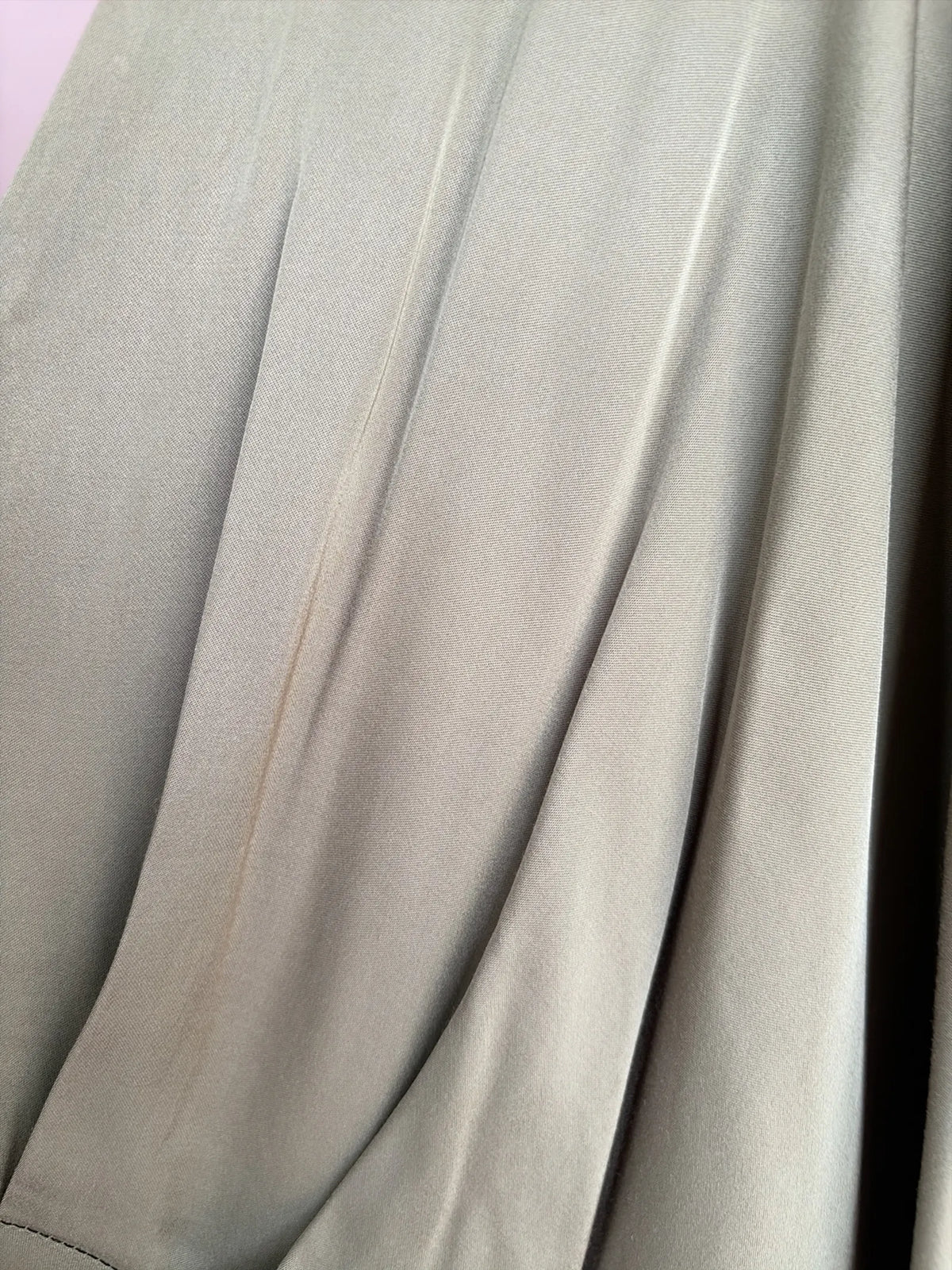 By Malina Juno V-ringad Dress