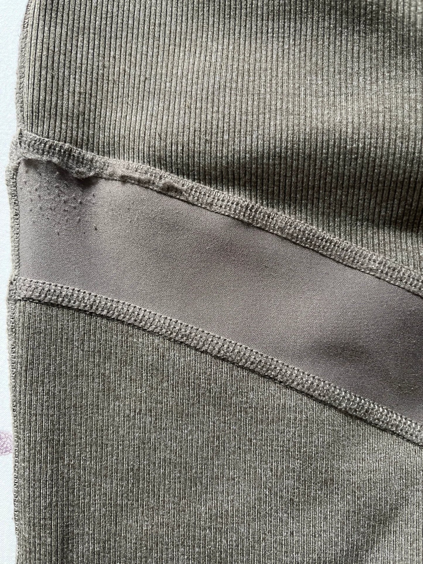 Alo-tights