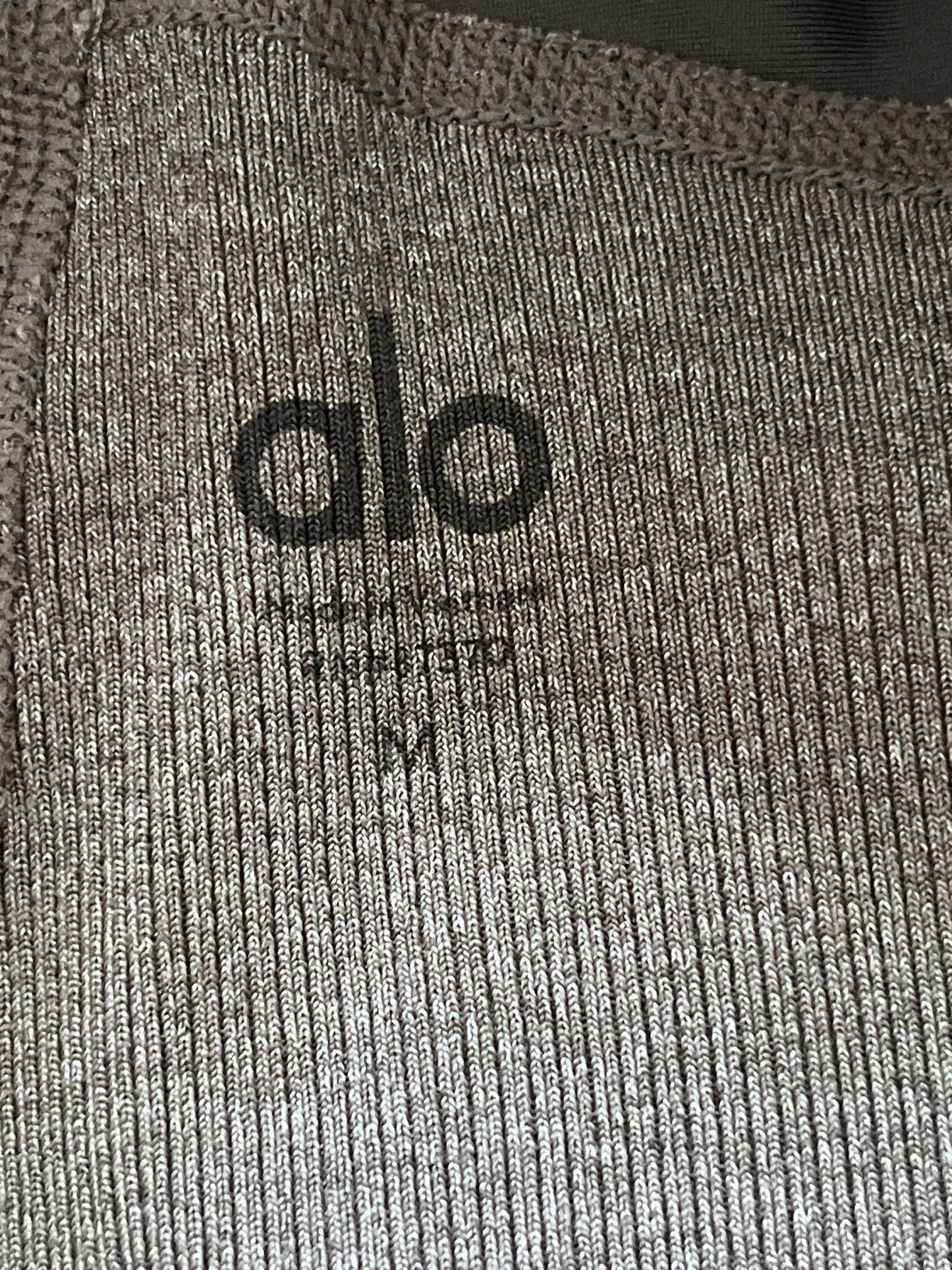 Alo-tights