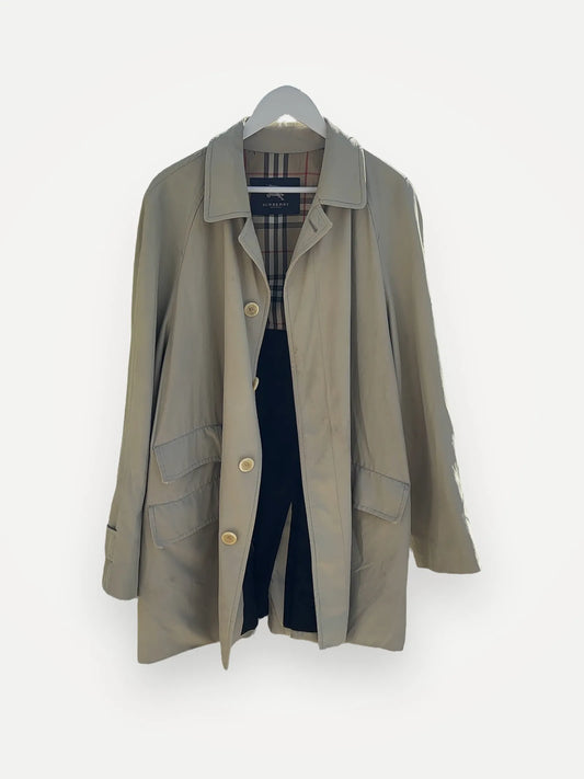 Burberry-trenchcoat