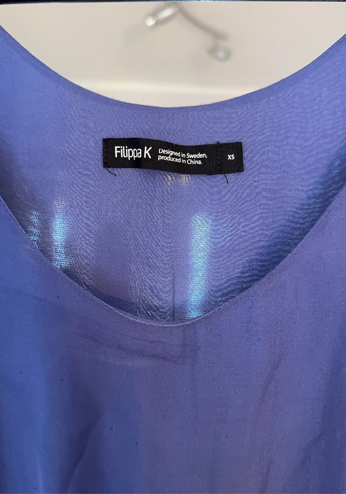 Filippa K-sidenklänning