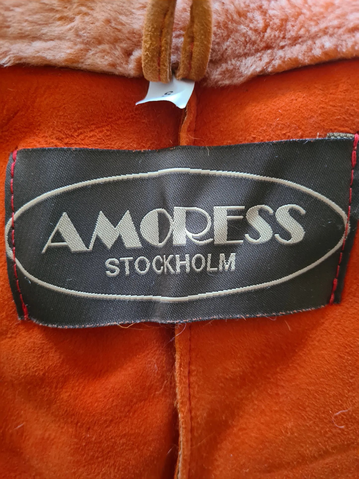 Amoress-skinnväst NWOT