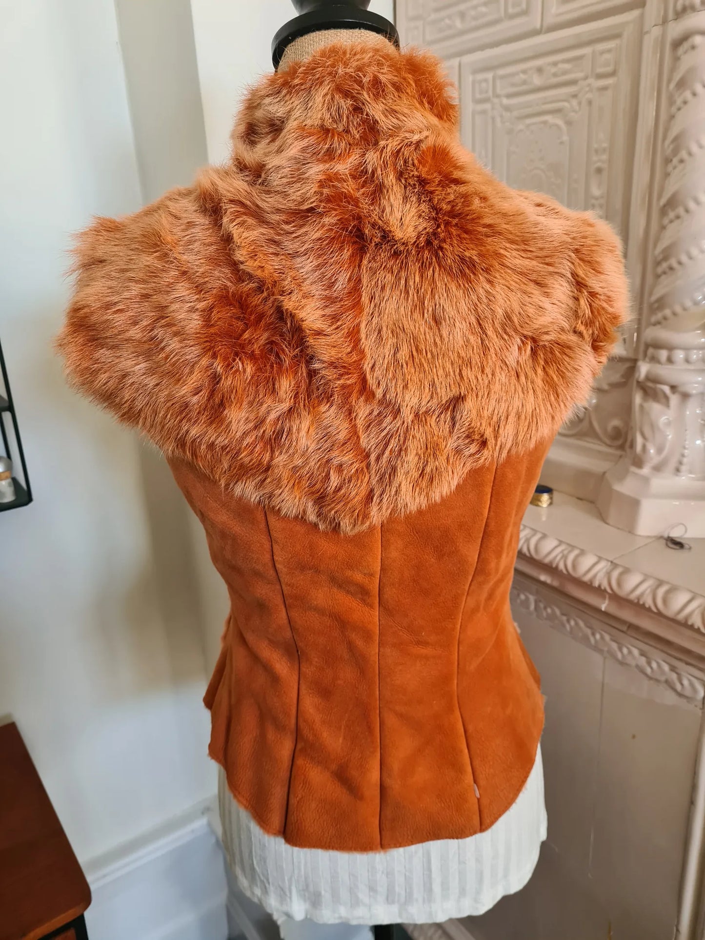 Amoress-skinnväst NWOT