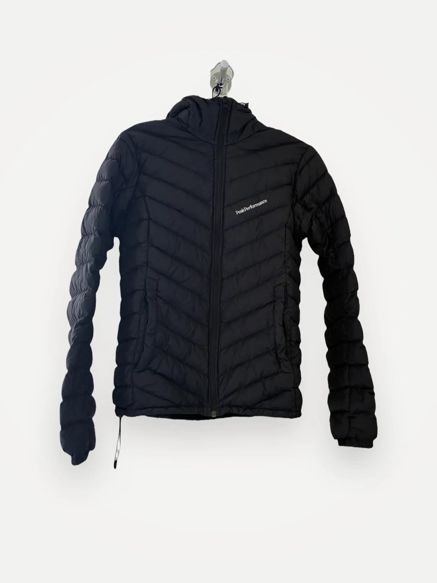 Peak Performance Puffer jacket
