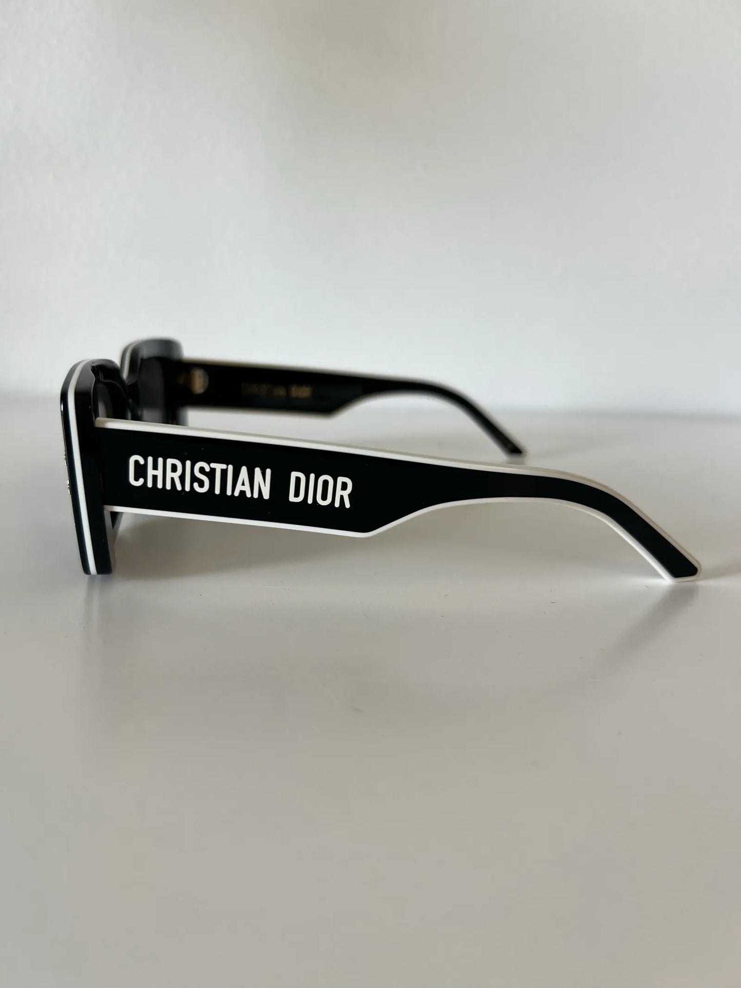 Christian Dior Diorpacific S1u 10a0 Sunglasses
