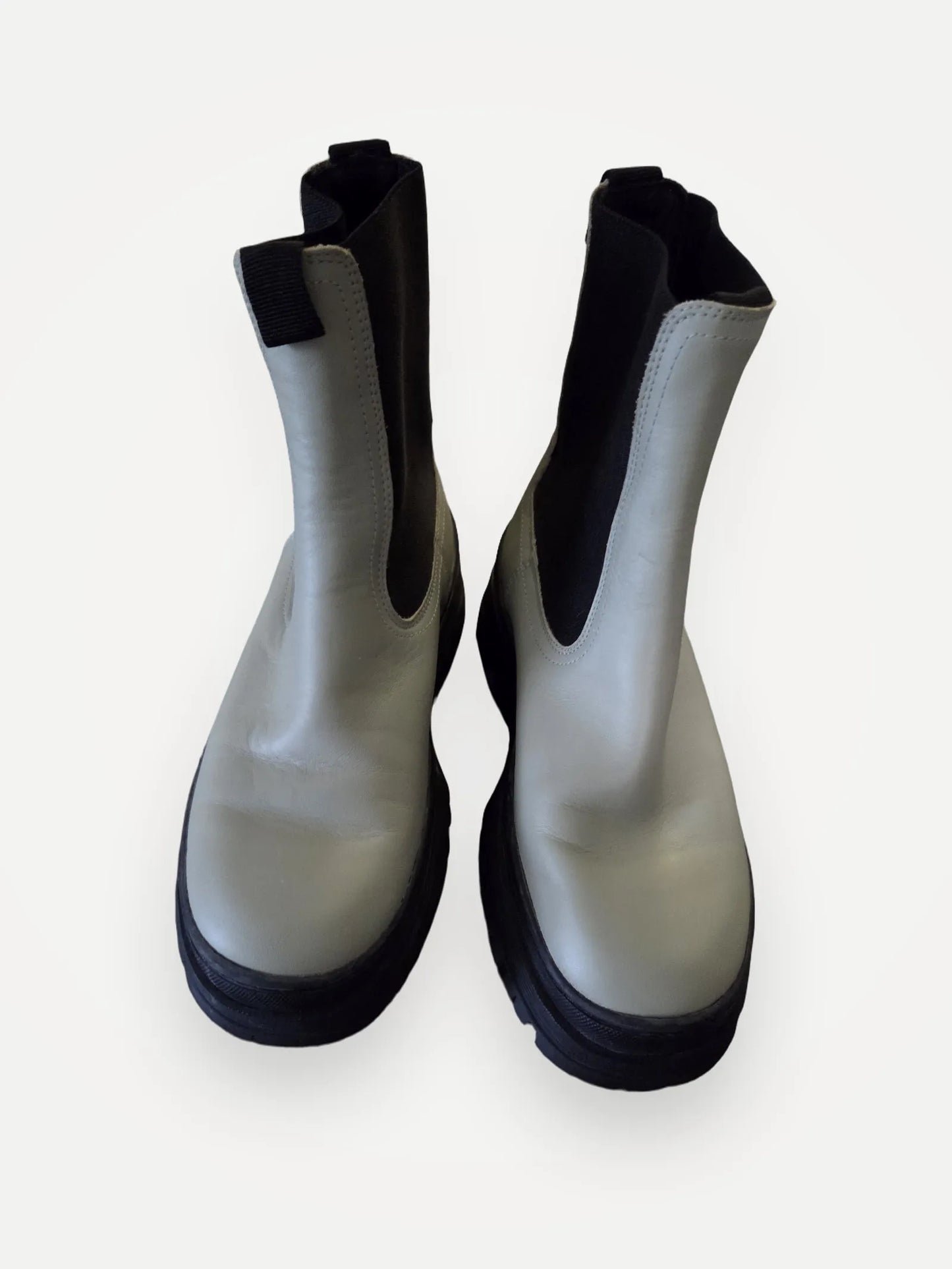 Arket Chunky Leather Boots