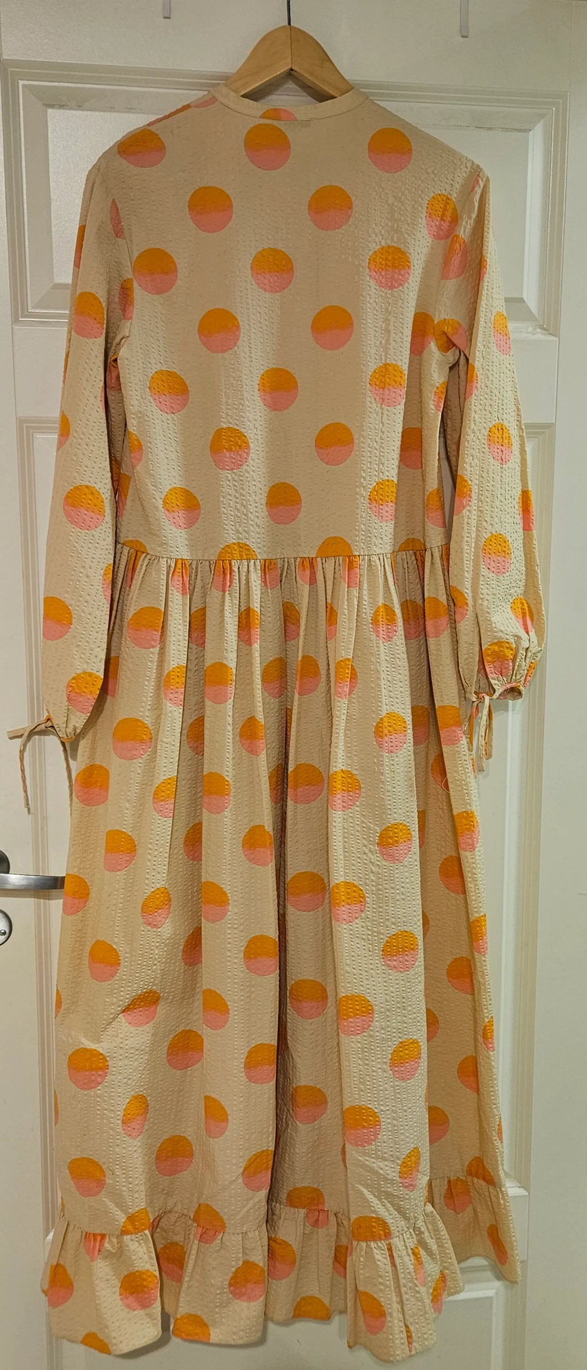 Stella Nova Big Dot Maxi-klänning NWT