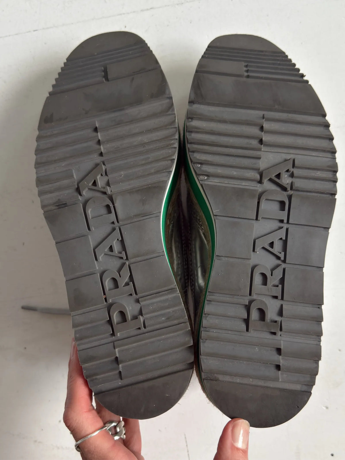 Prada Calzature Donna Round-toe Lace-up Shoes-skinnskor