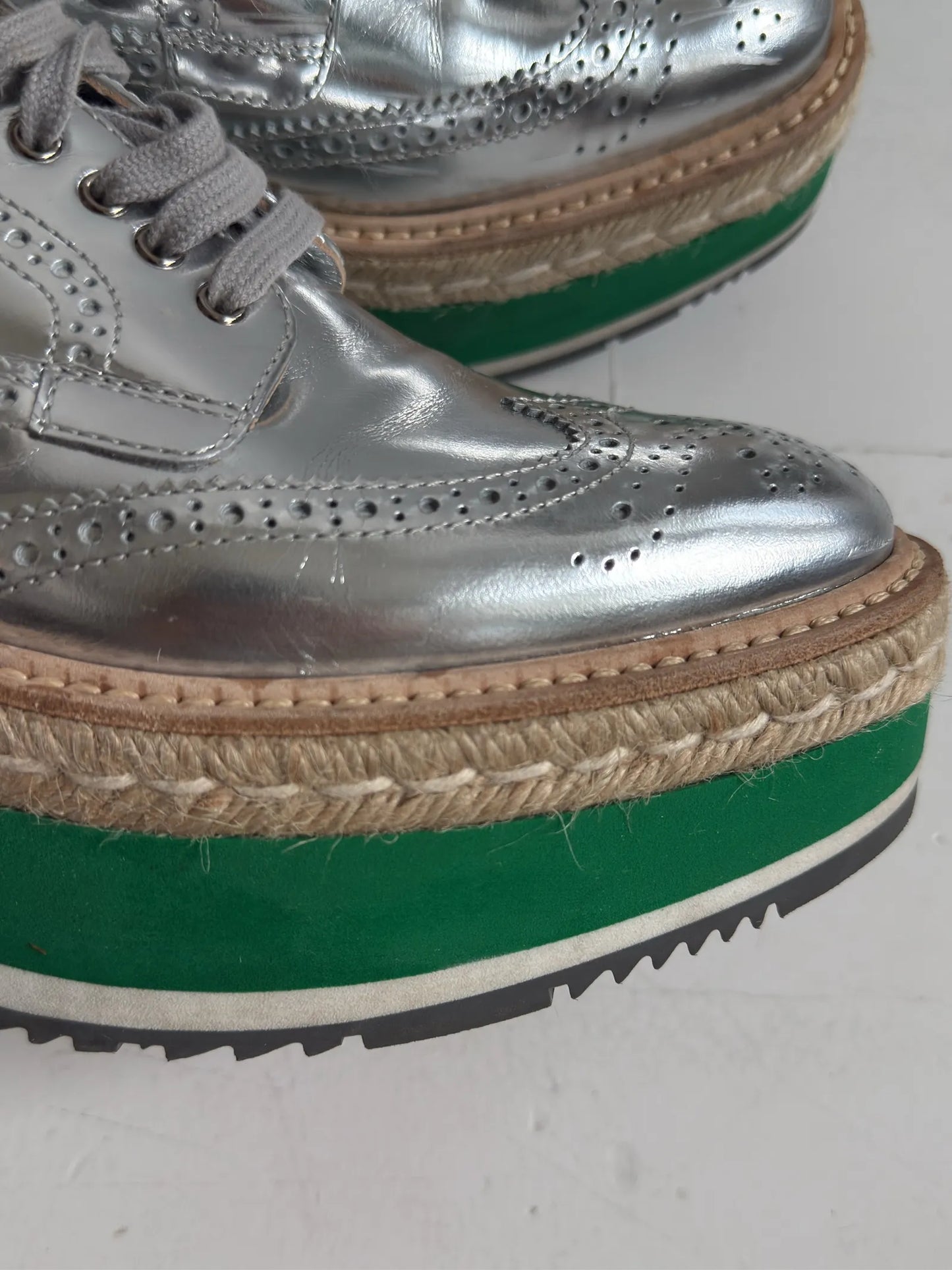 Prada Calzature Donna Round-toe Lace-up Shoes-skinnskor