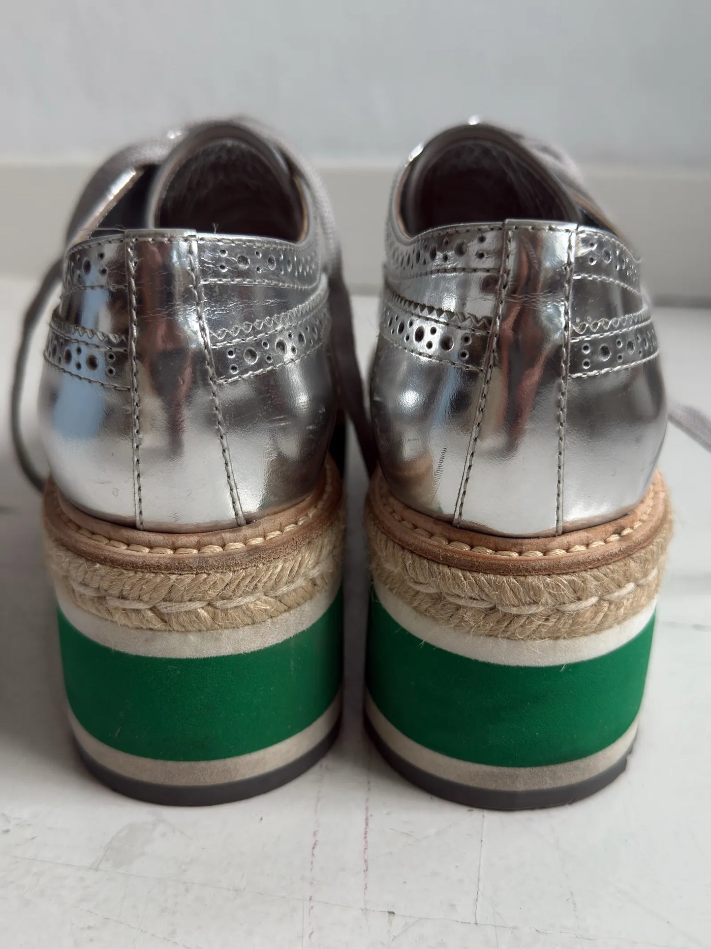 Prada Calzature Donna Round-toe Lace-up Shoes-skinnskor