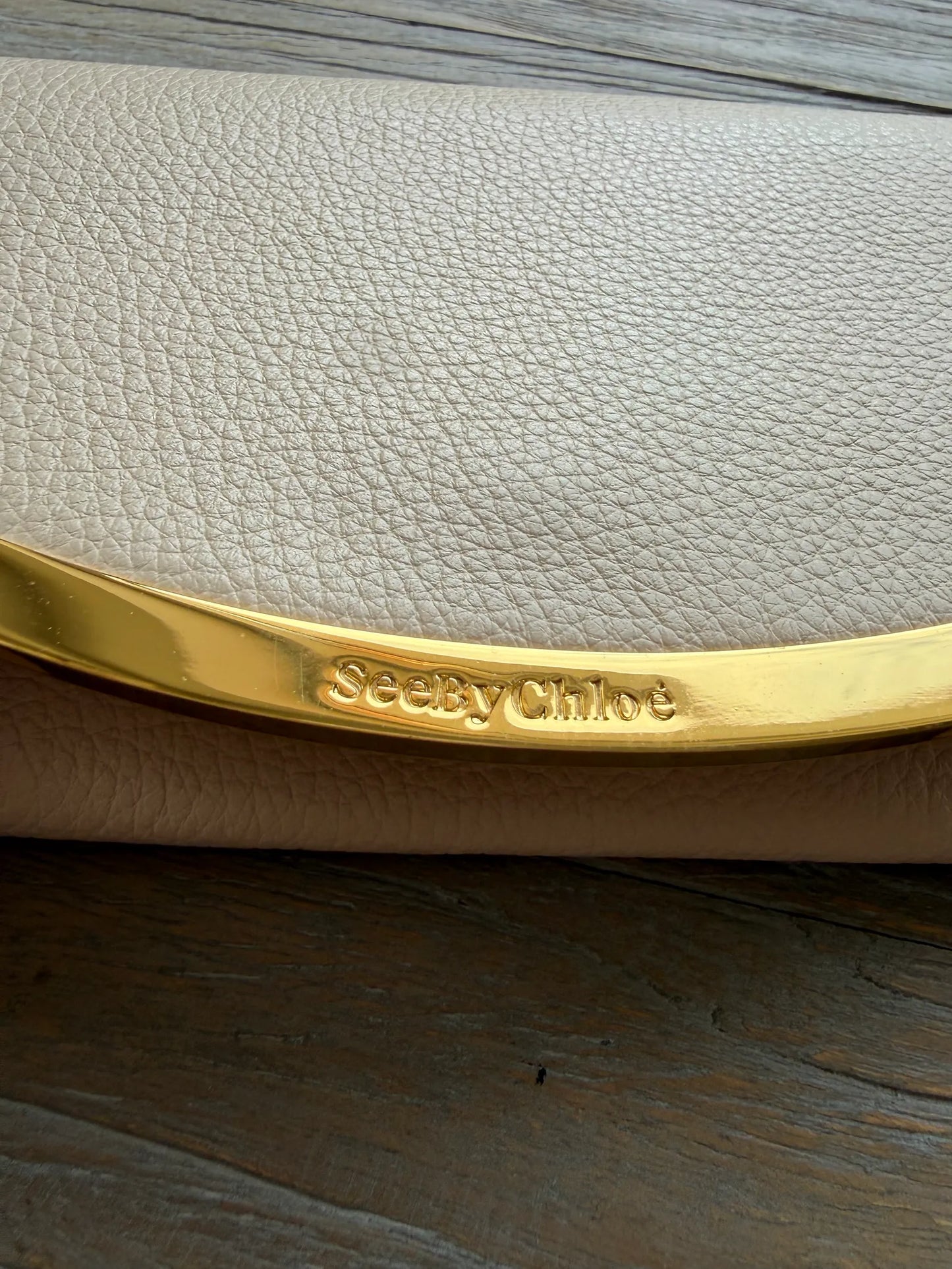 See by Chloé “lizzie” Long Wallet / Continental Wallet.-skinnplånbok