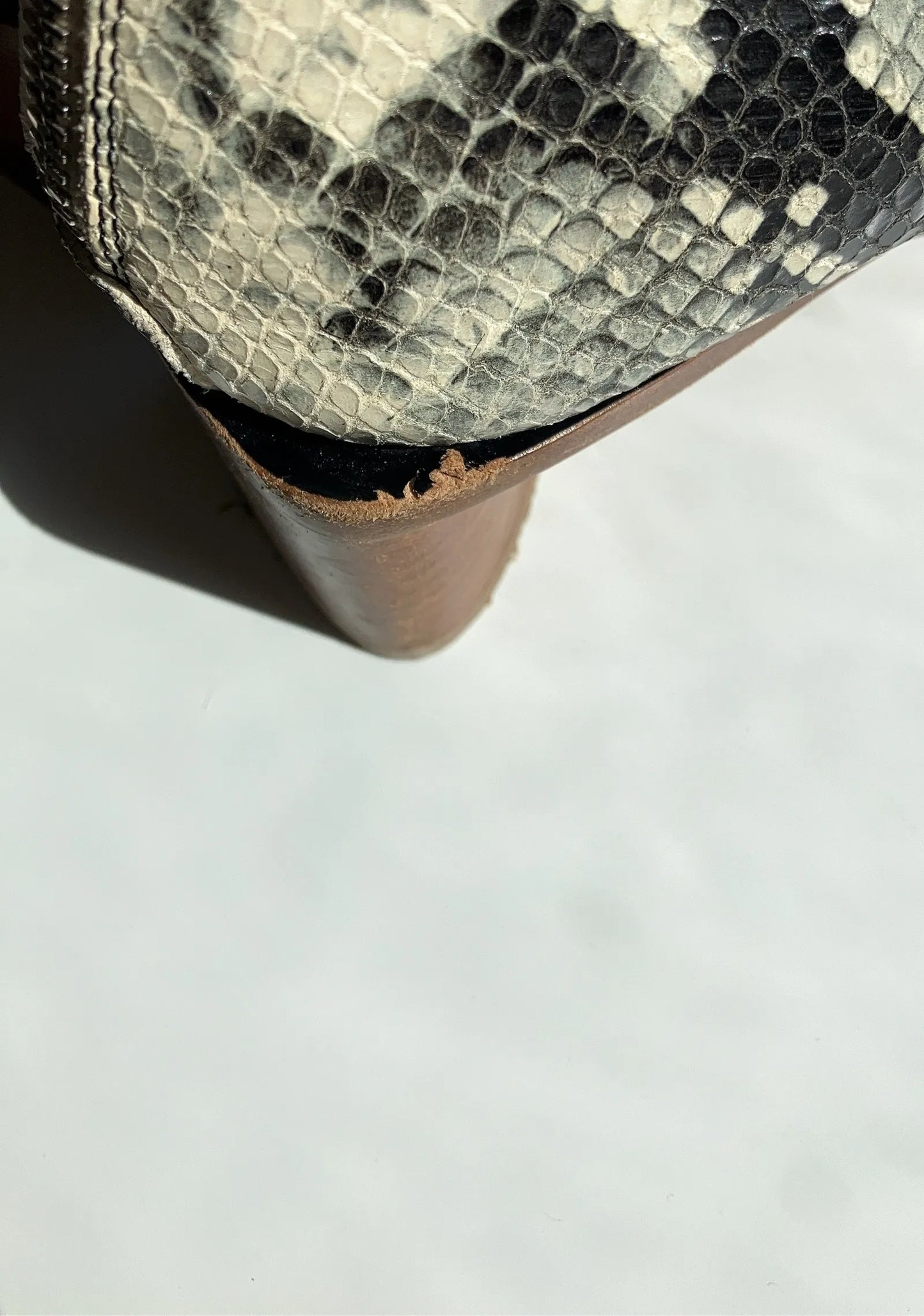 Acne Studios-skinnboots