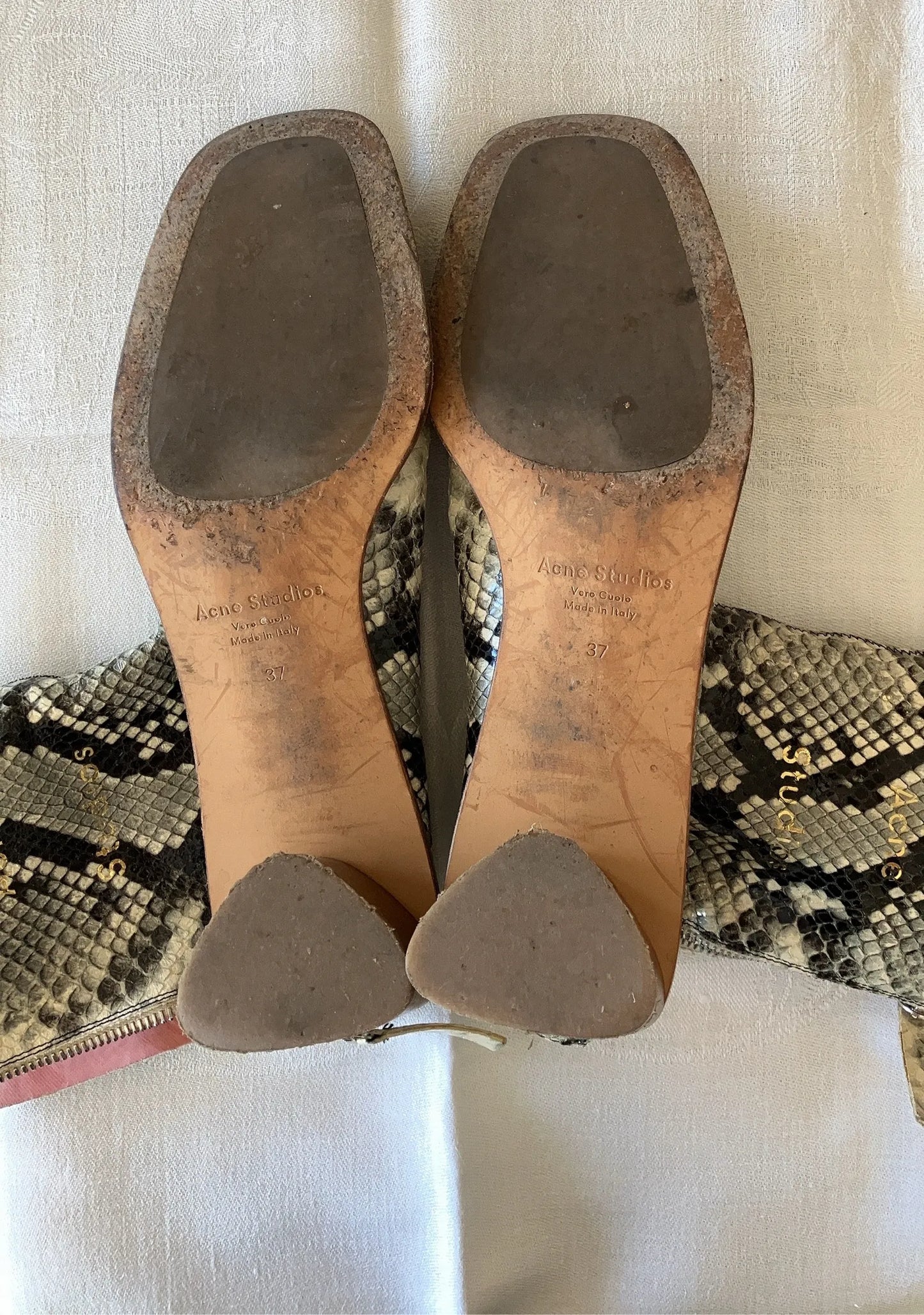 Acne Studios-skinnboots
