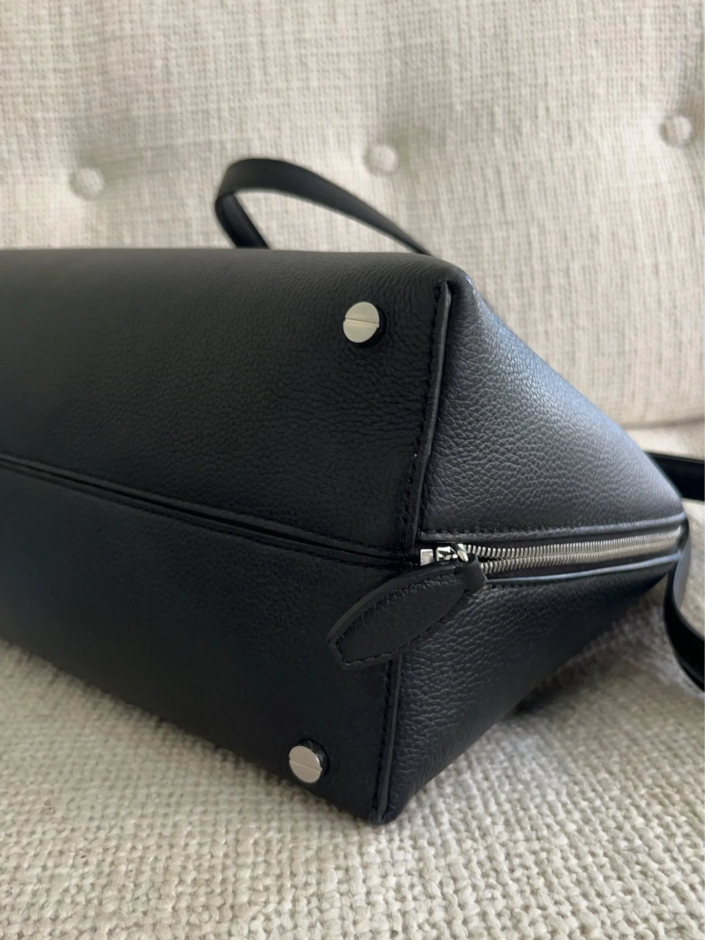 Toteme Medium Grained Day Tote-skinnhandväska