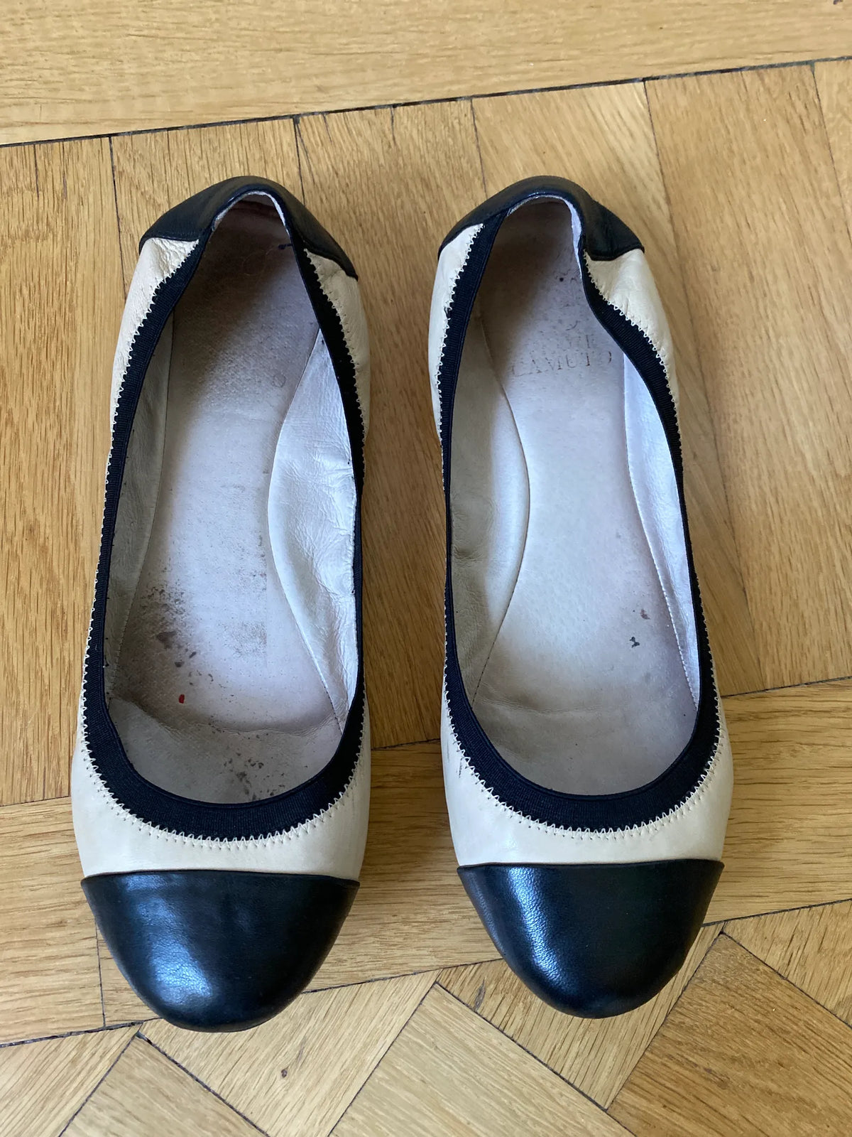 Vince Camuto Elisee Ballet flats