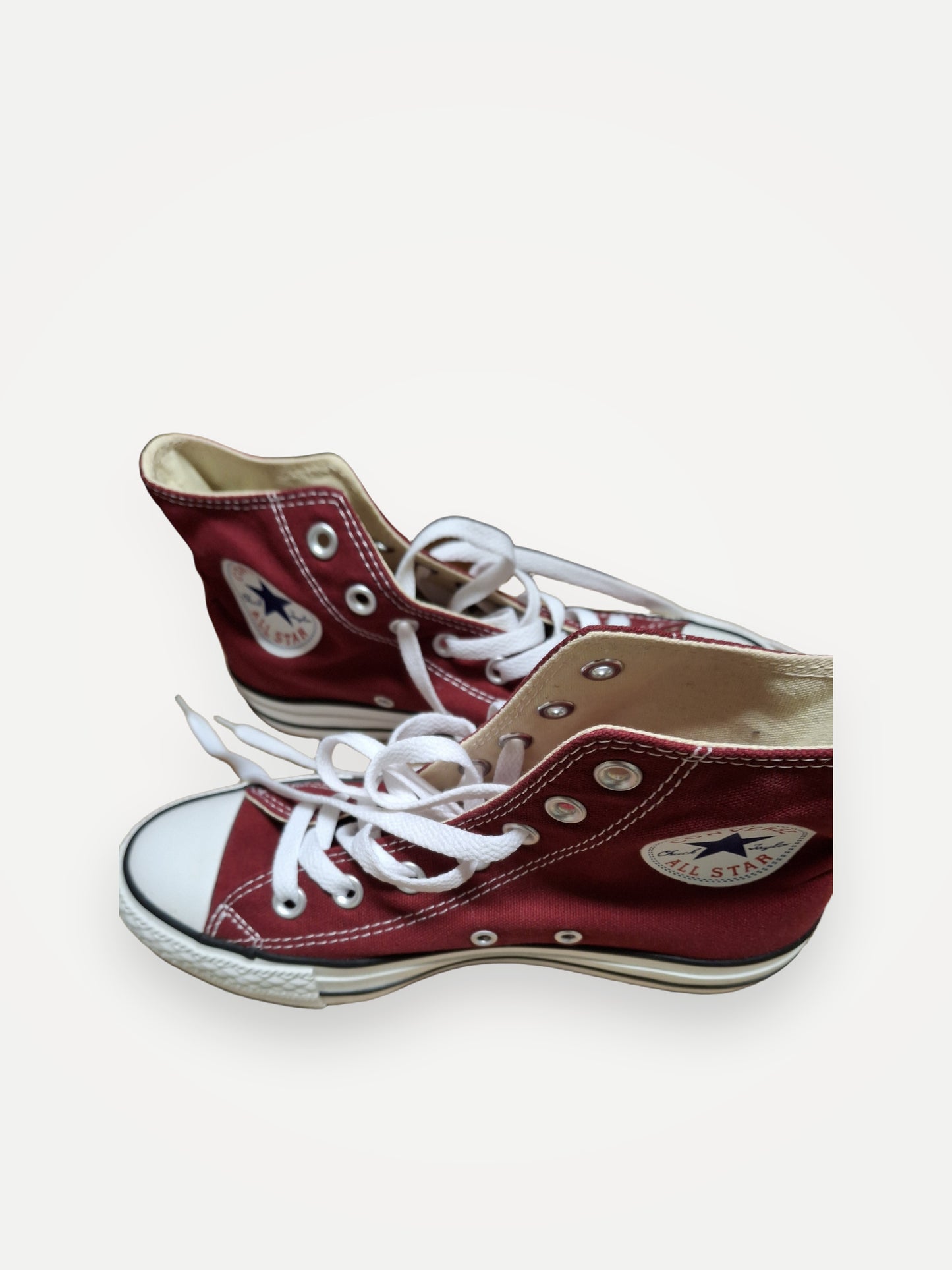 Converse-sneakers NWOT
