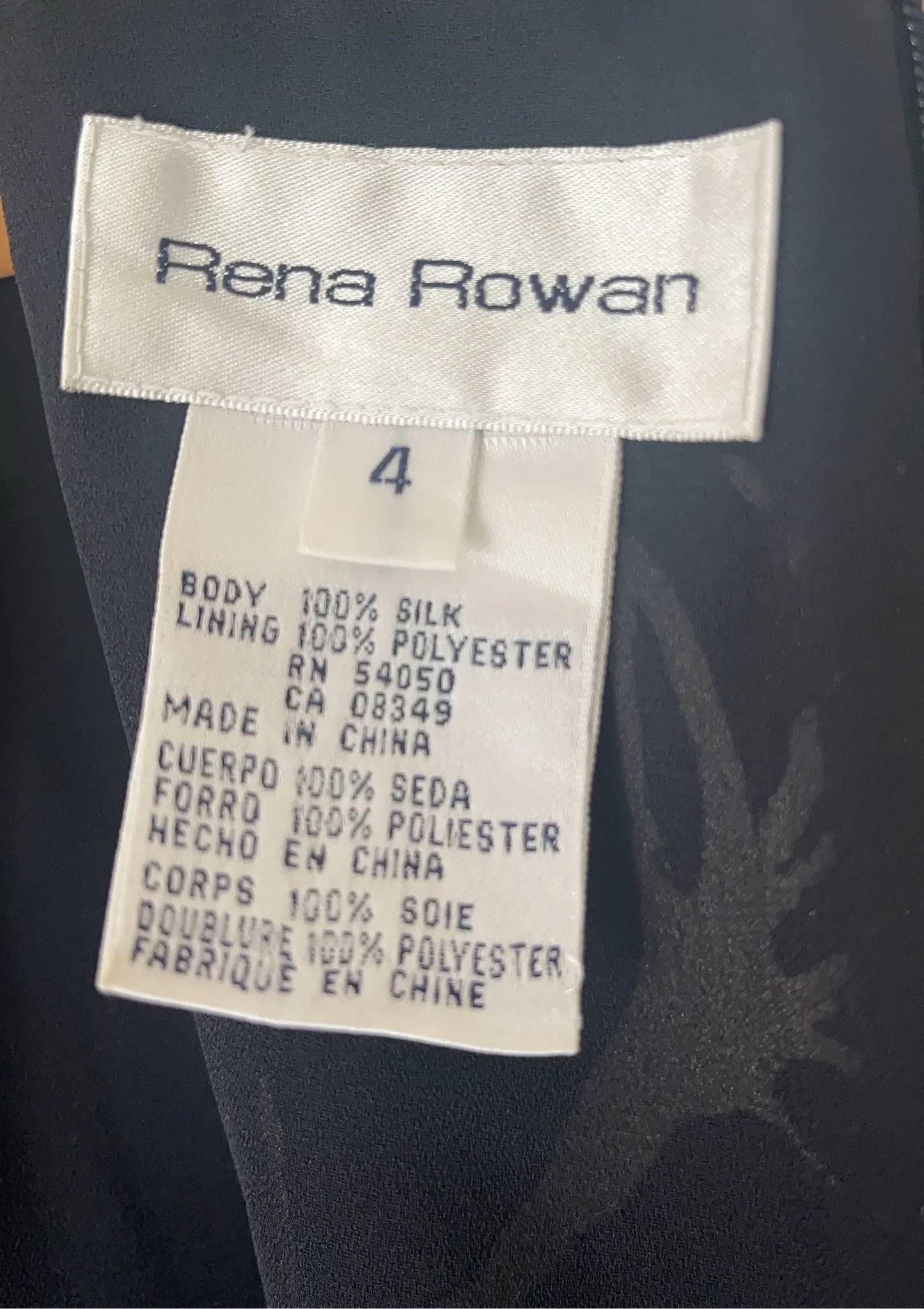 Rena Rowan-sidenklänning