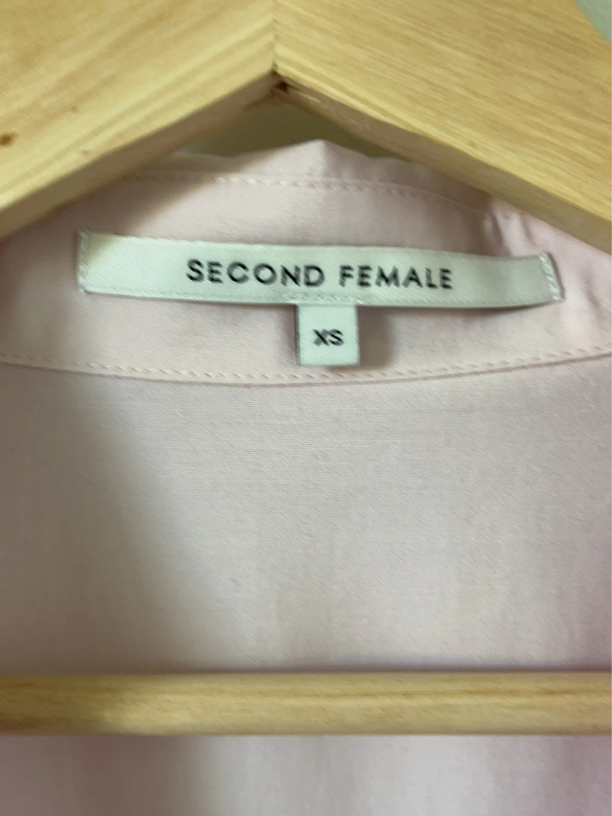 Second Female Timeline-blus NWOT