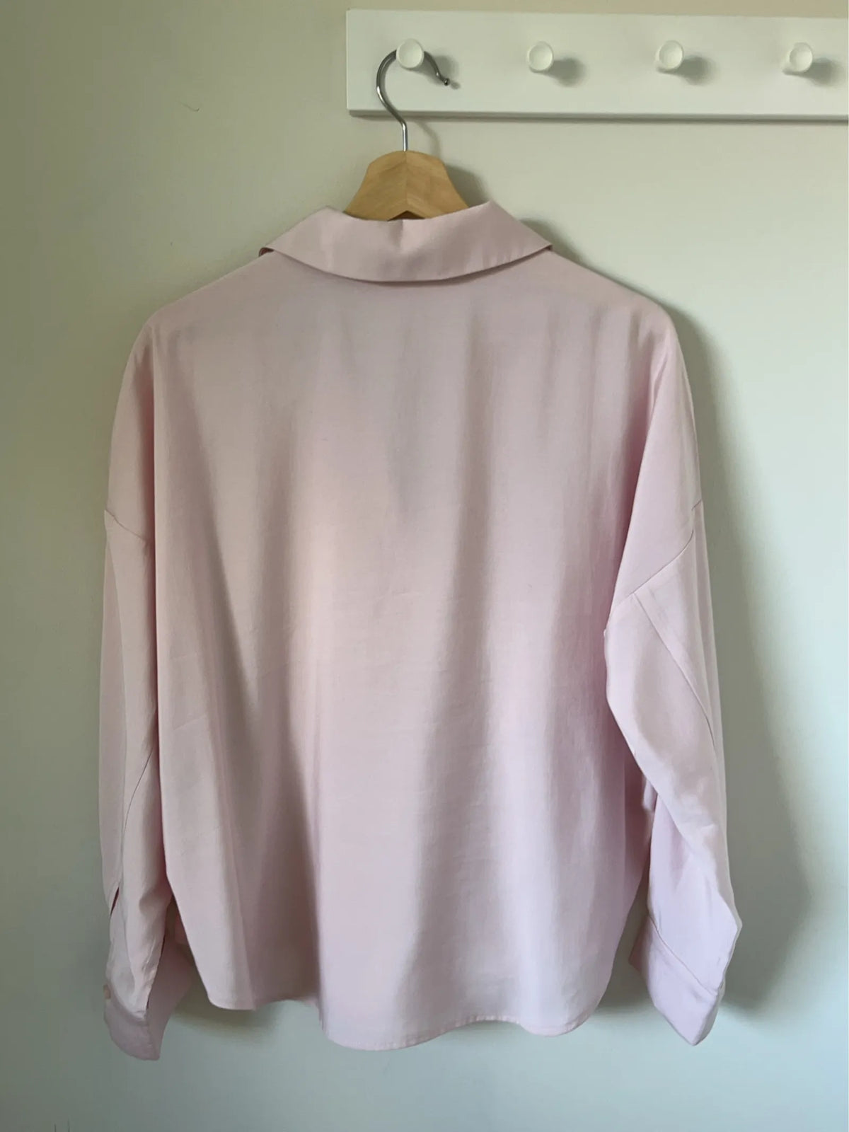 Second Female Timeline-blus NWOT