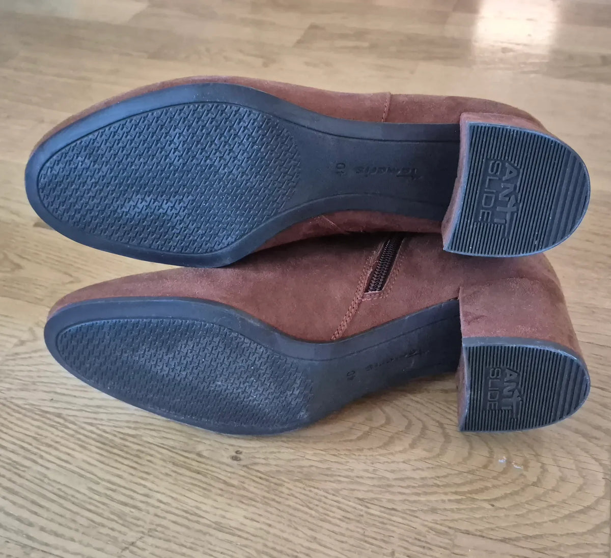 Tamaris-boots NWOT
