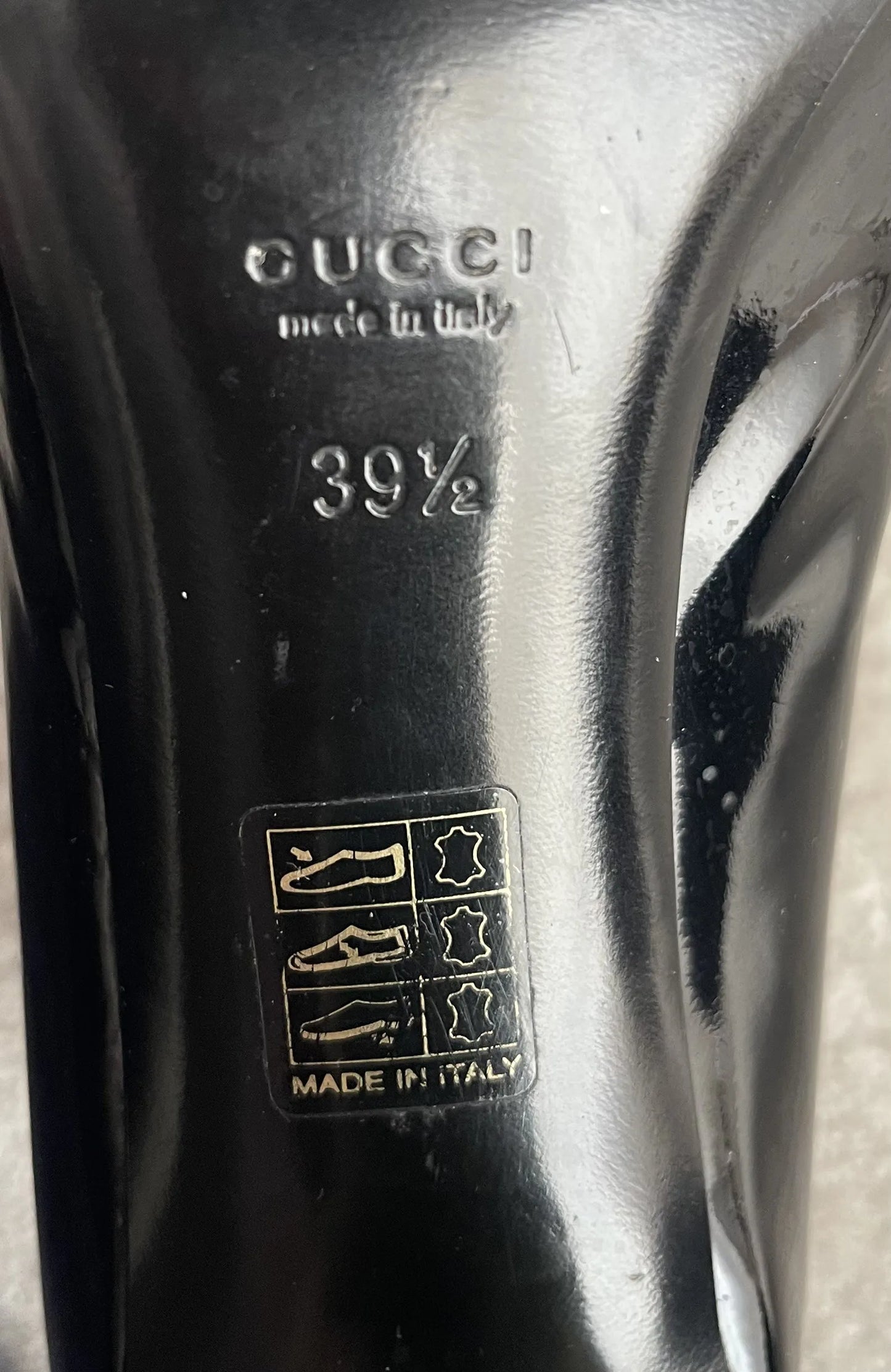 Gucci Black Patent Leather-skinnklackar