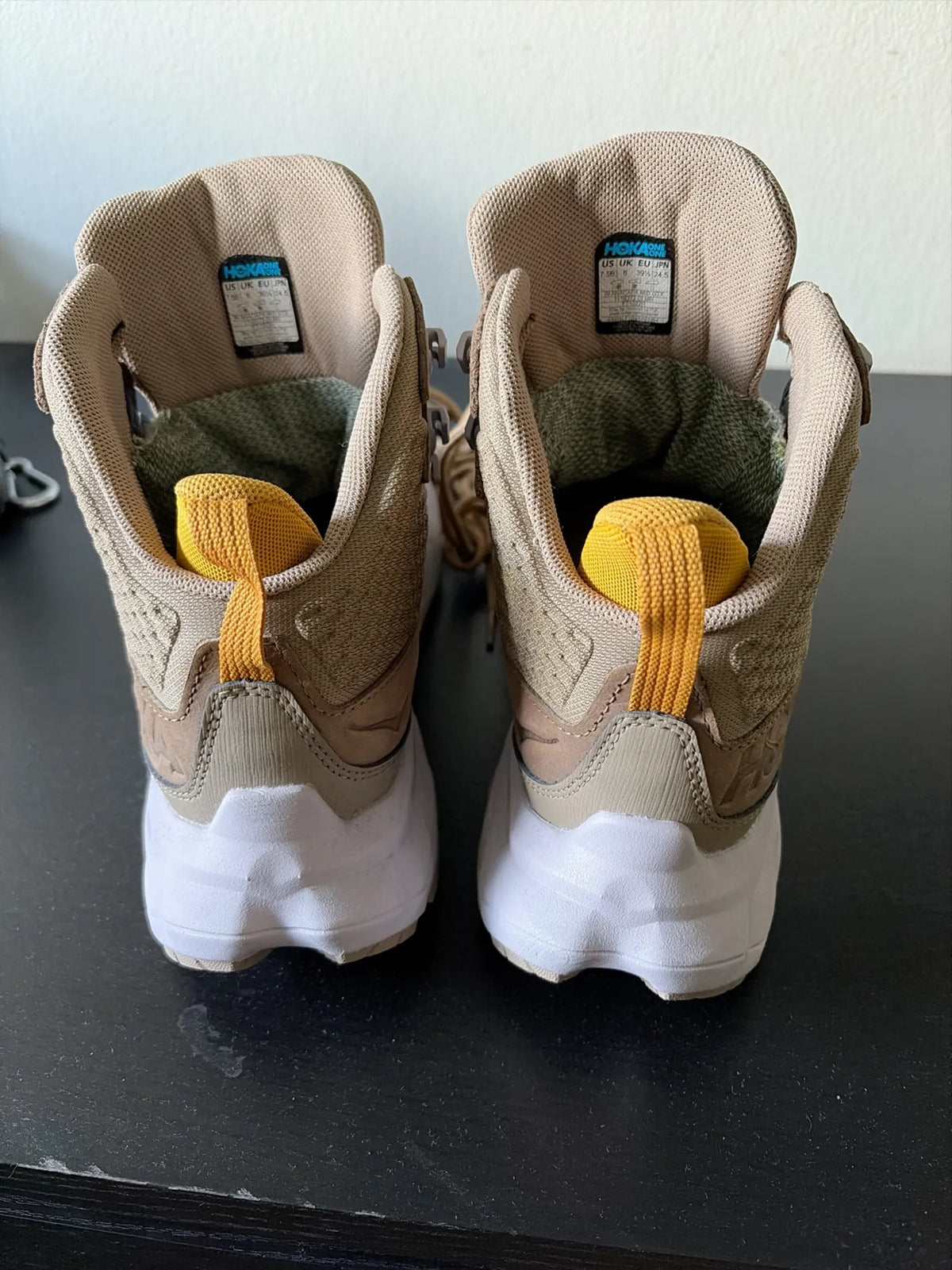 HOKA Anacapa-kängor NWOT