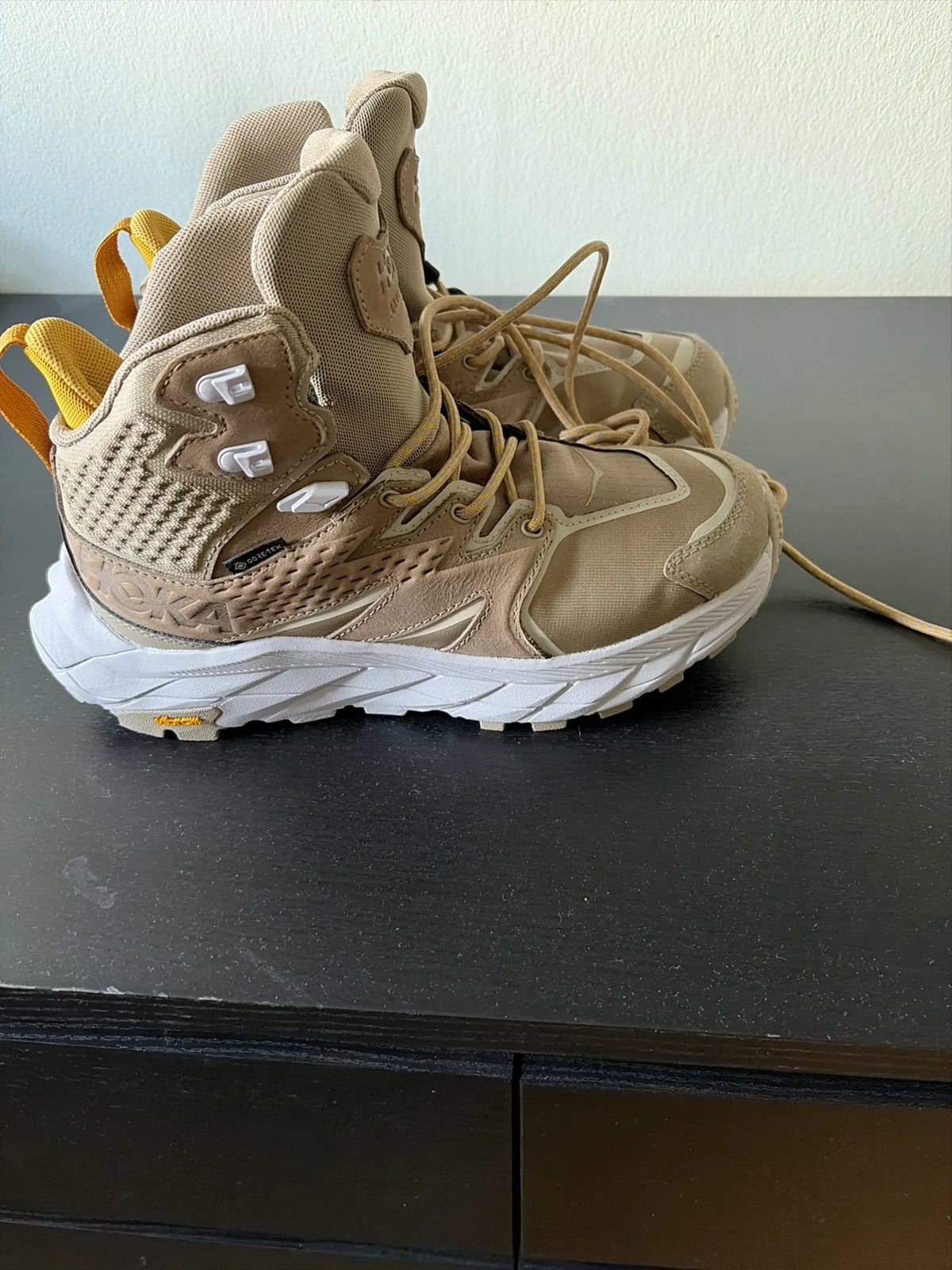 HOKA Anacapa-kängor NWOT
