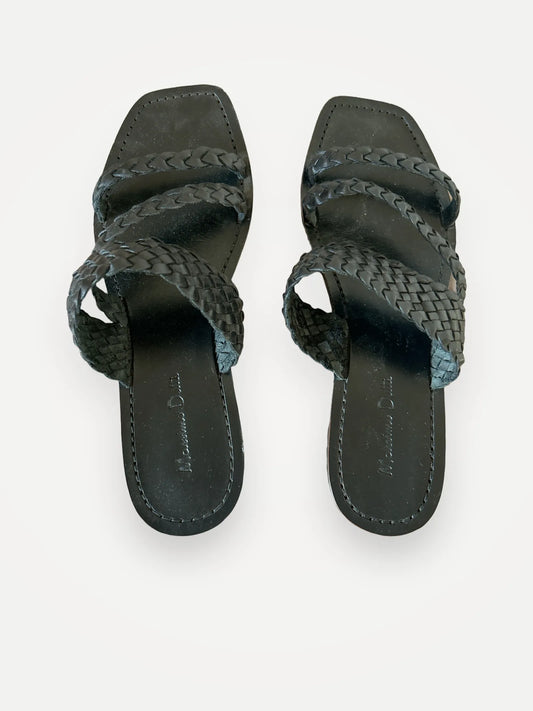 Massimo Dutti-skinnsandaler