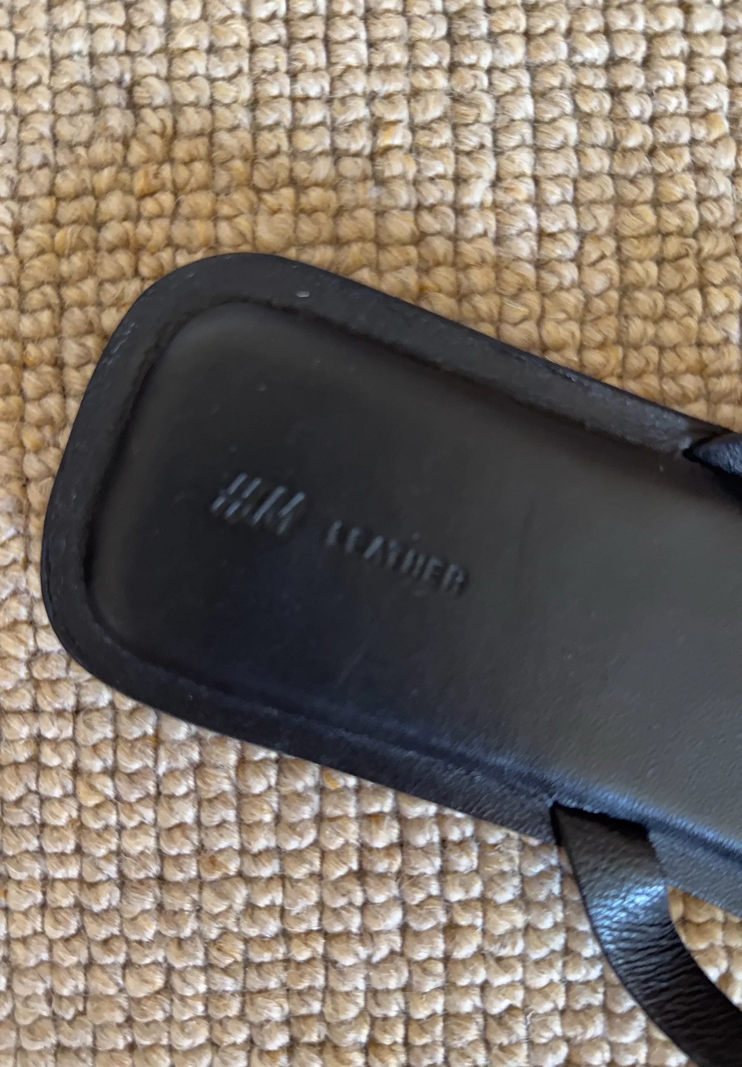 H&M-skinnflip-flops