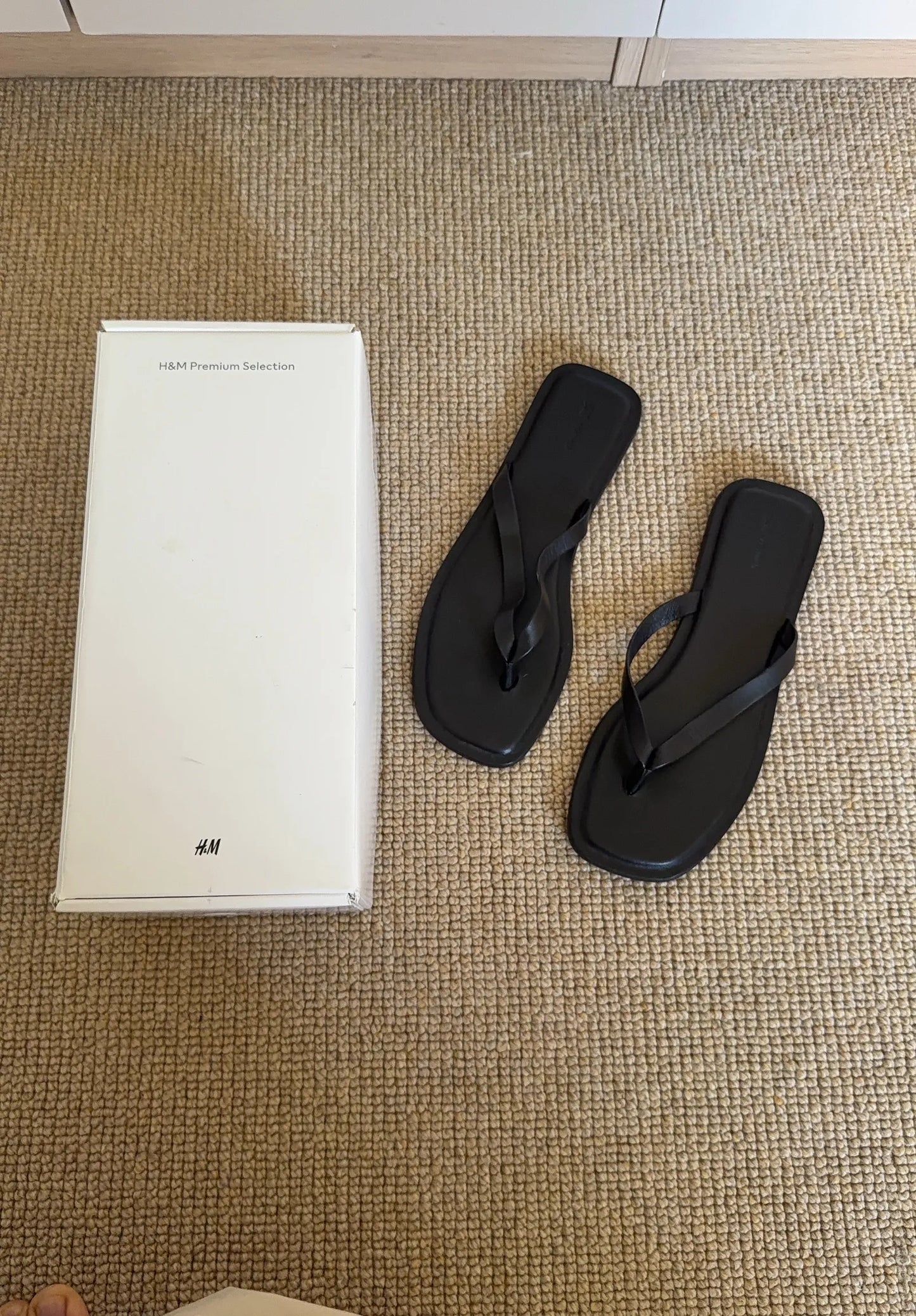 H&M-skinnflip-flops