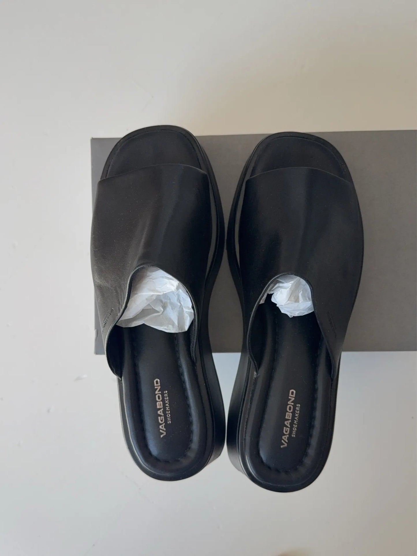 Vagabond Courtney-skinnsandaler NWOT