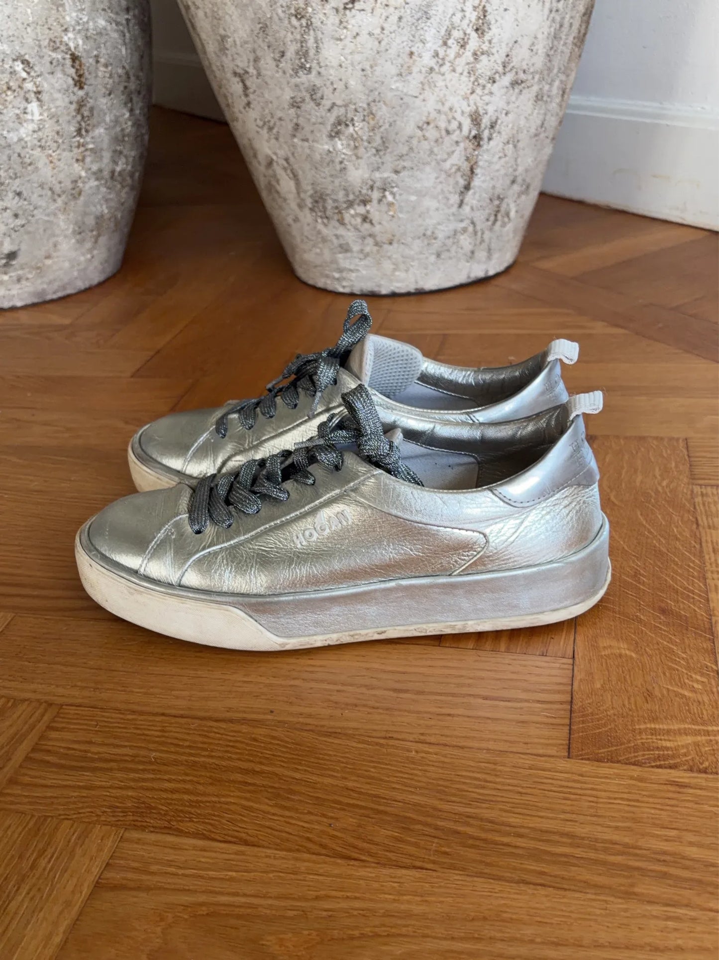 Hogan Rebel Sneakers