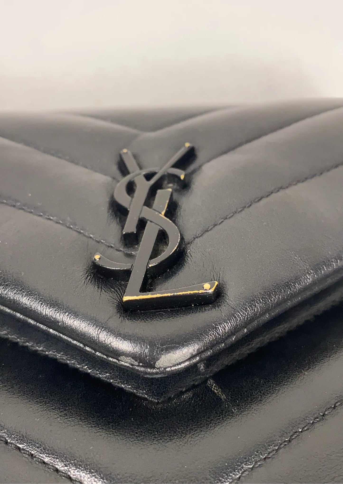 Yves Saint Laurent Shoulder bag