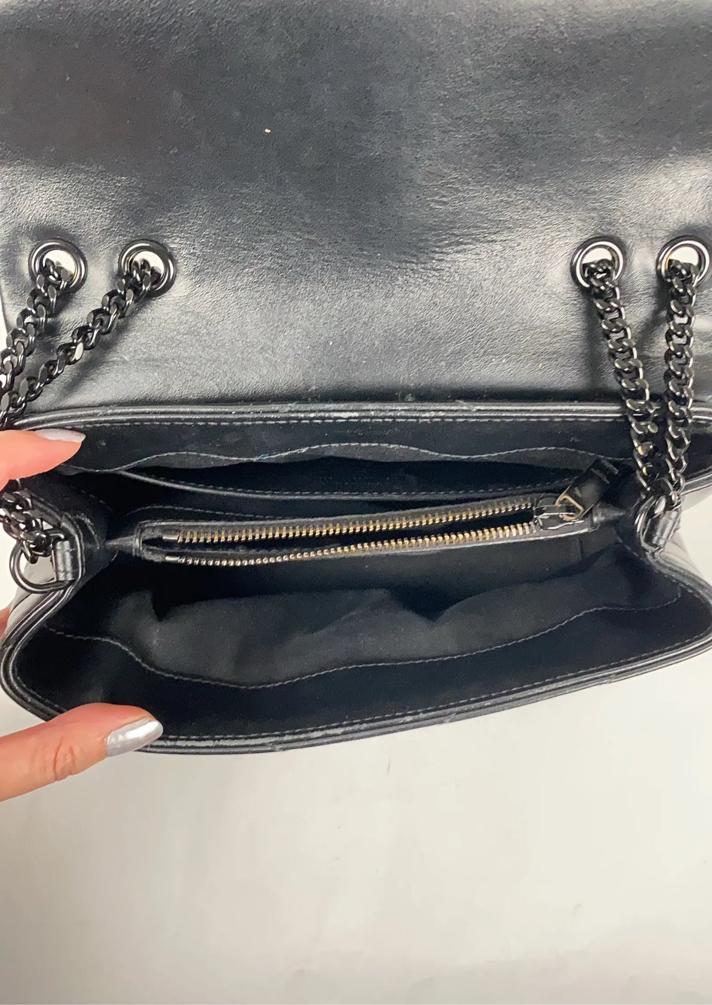 Yves Saint Laurent Shoulder bag