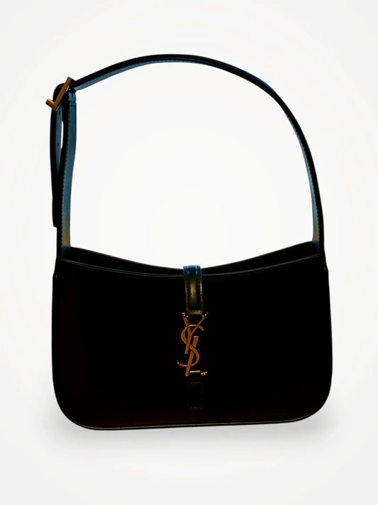 Yves Saint Laurent Le 5 À 7 In Smooth Leather Handbag