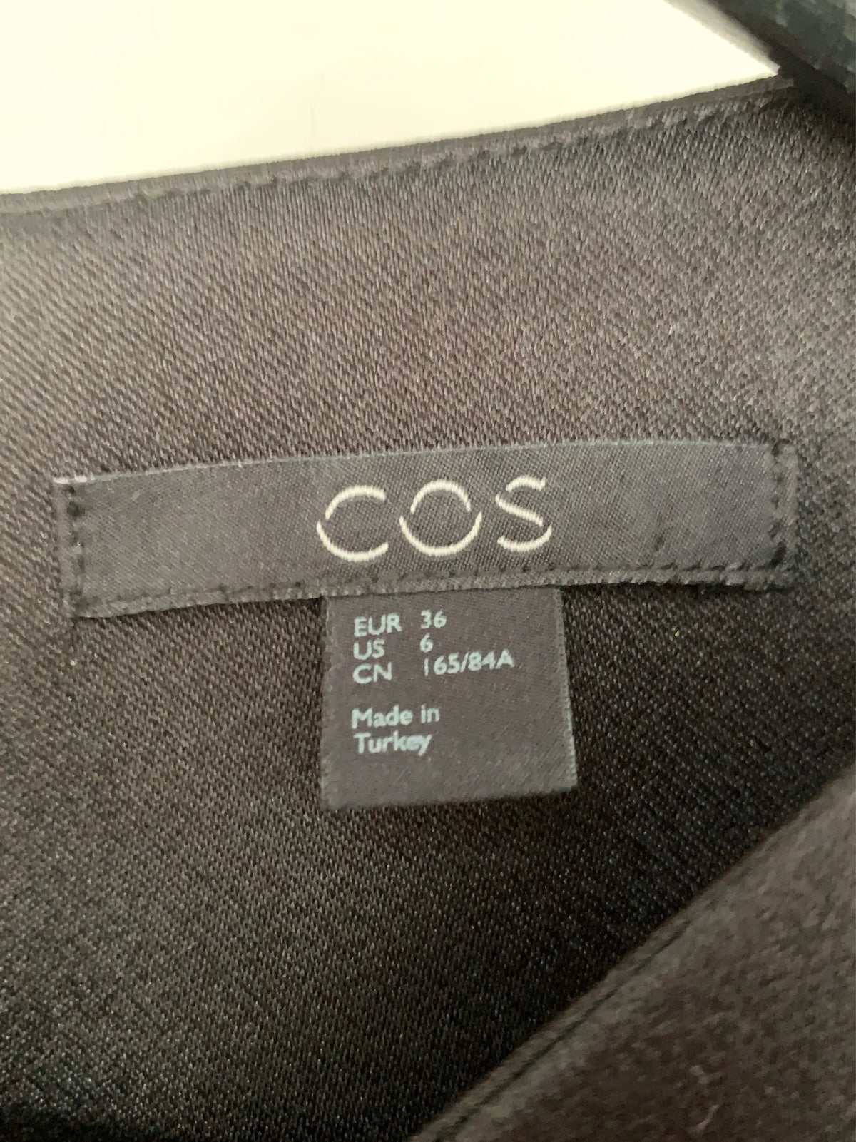 Cos-klänning