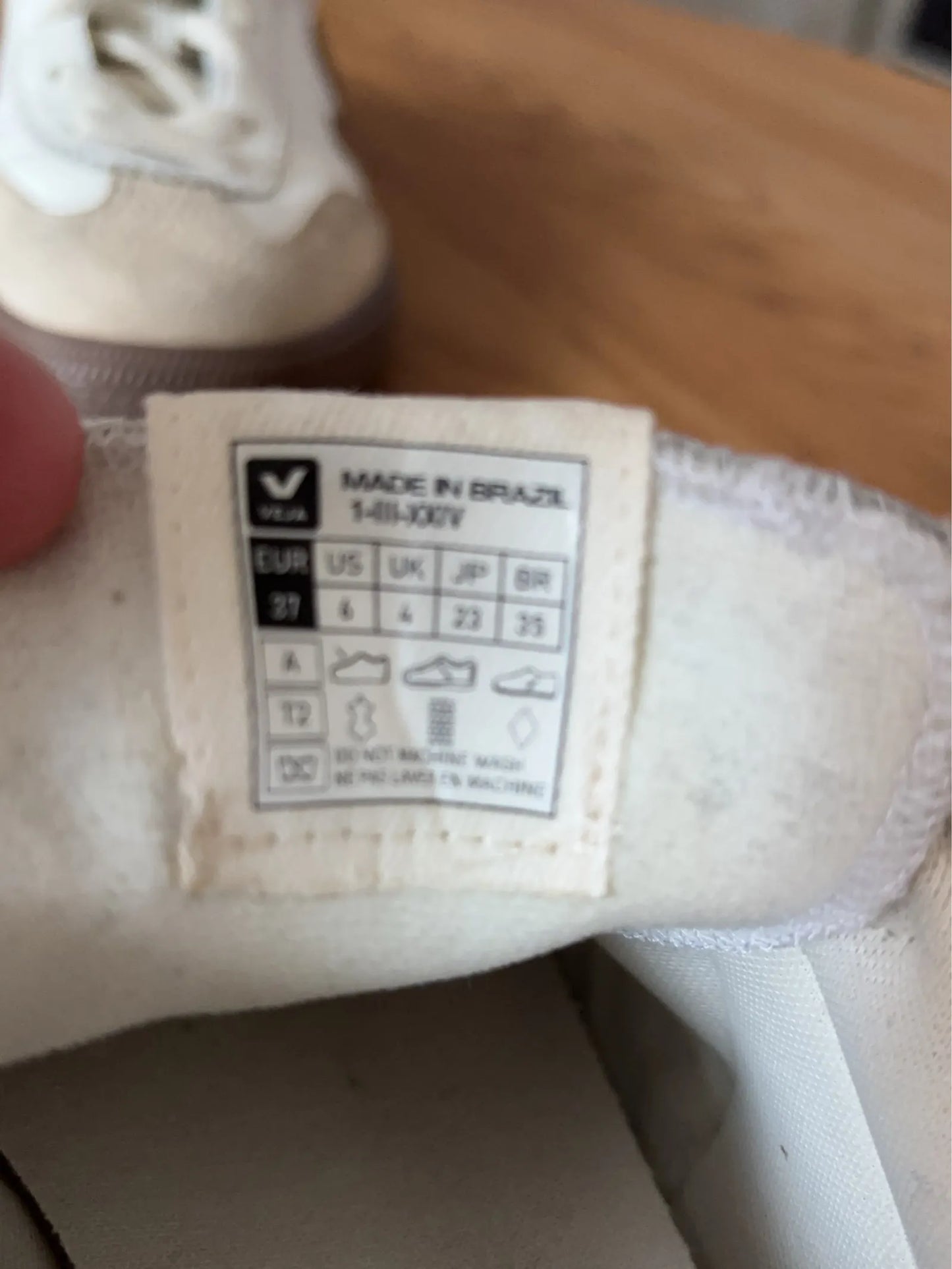 Veja Sneakers