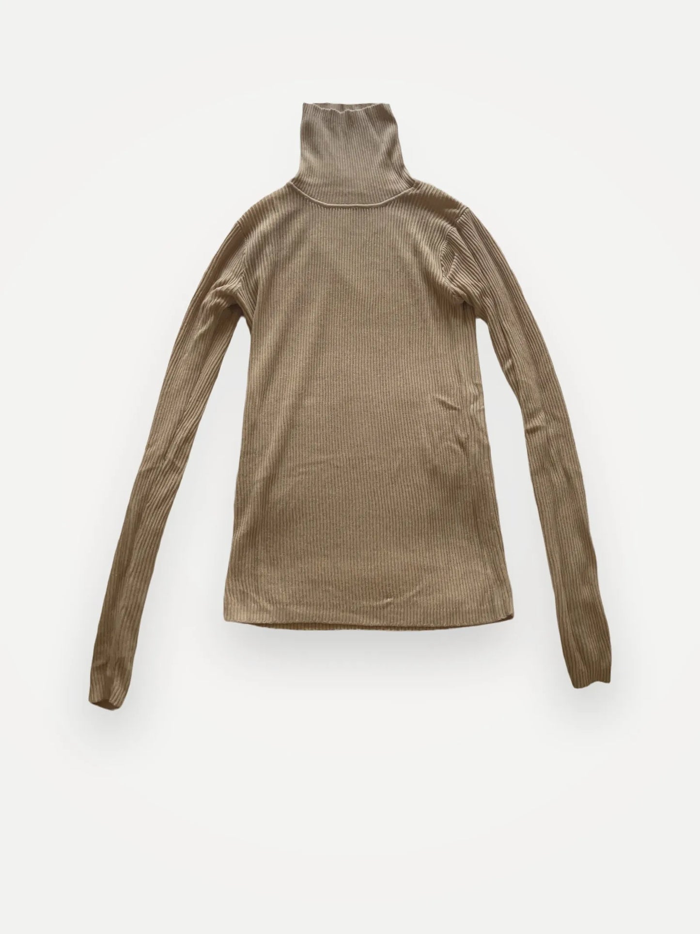 By Malene Birger Ronella-polotröja