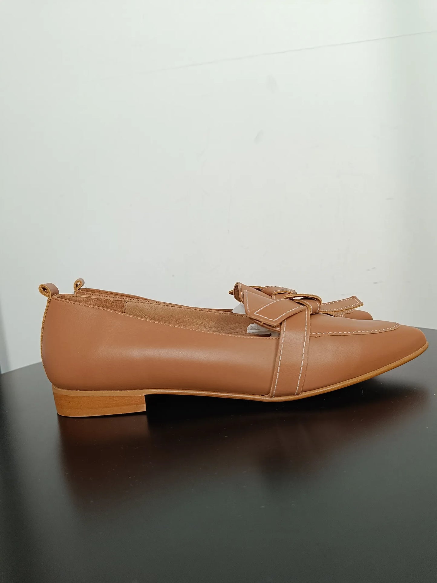 Flattered Ally Cognac Leather-skinnloafers