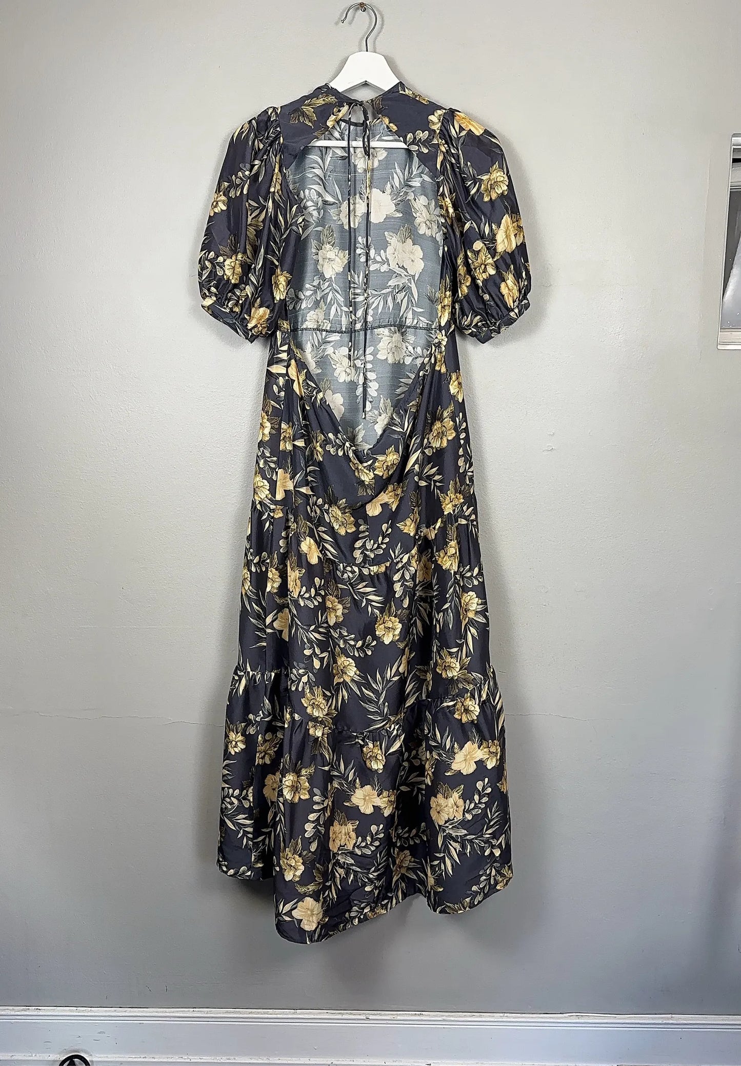Sir Dress