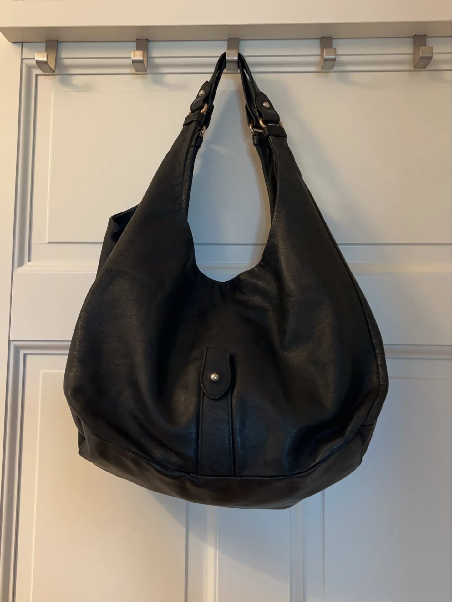 Max Mara-skinnhandväska