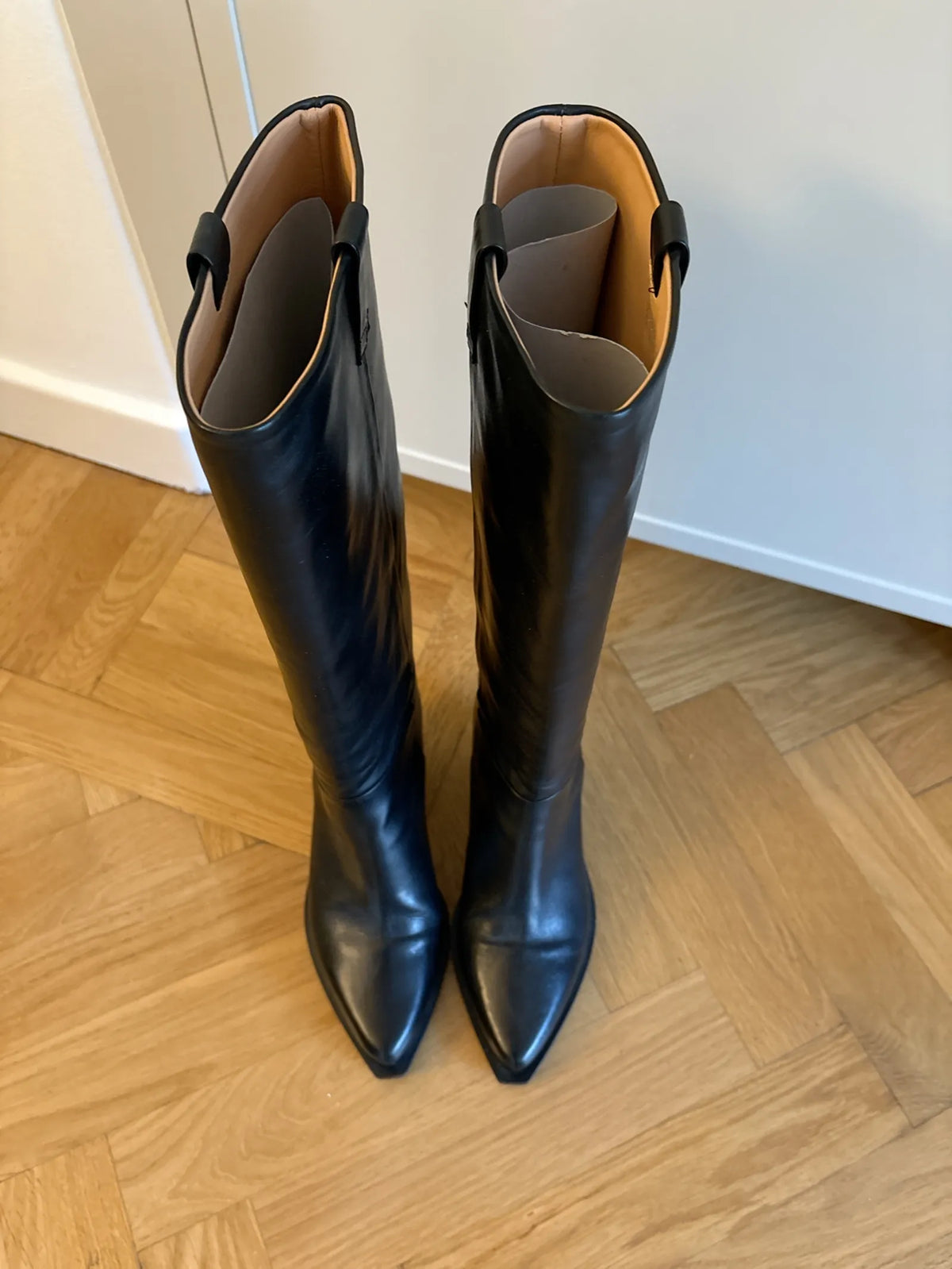 Arket-skinnboots