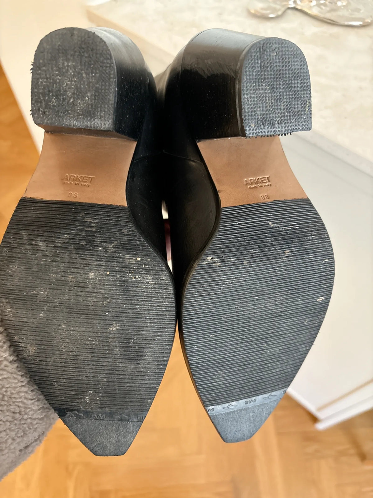 Arket-skinnboots