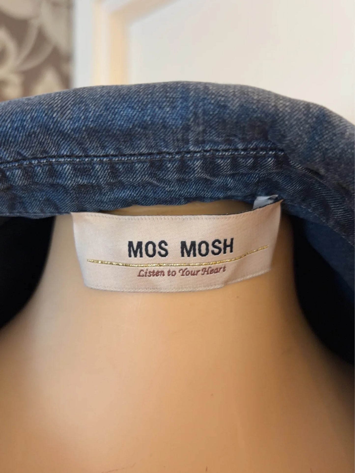 Mos Mosh-blus