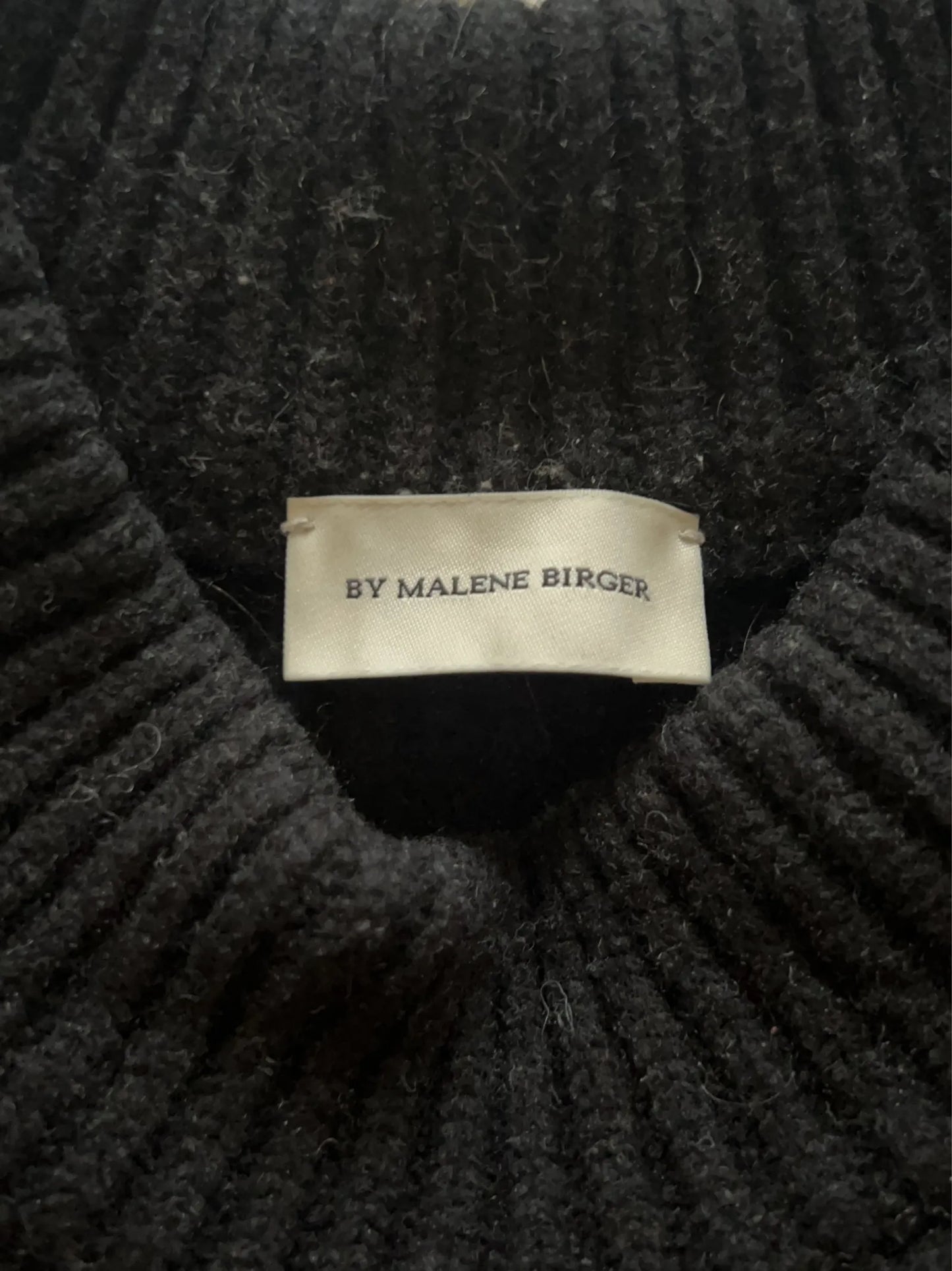 By Malene Birger Disma-ulltröja