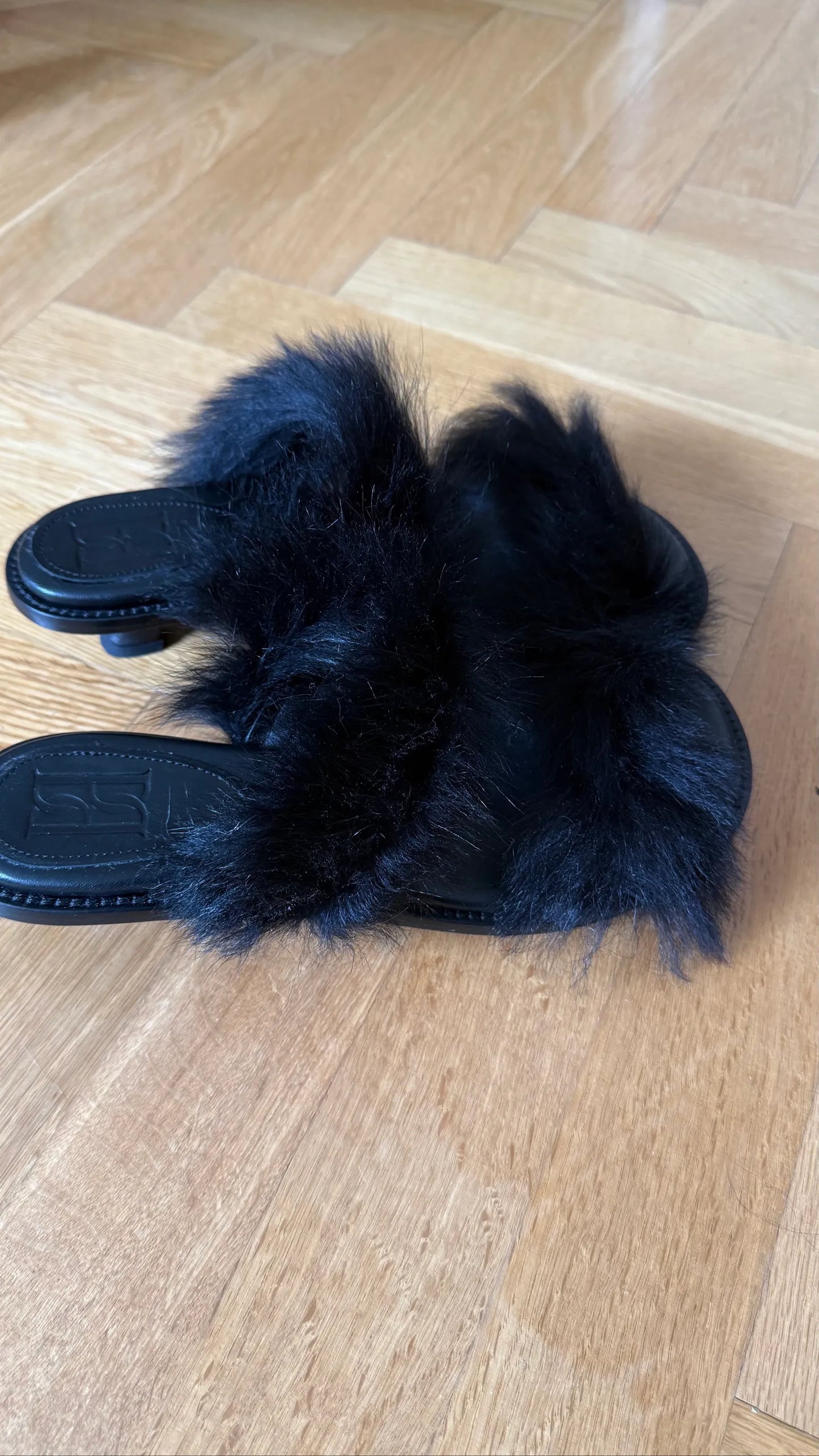 By Malene Birger Tianna-skinnsandaler